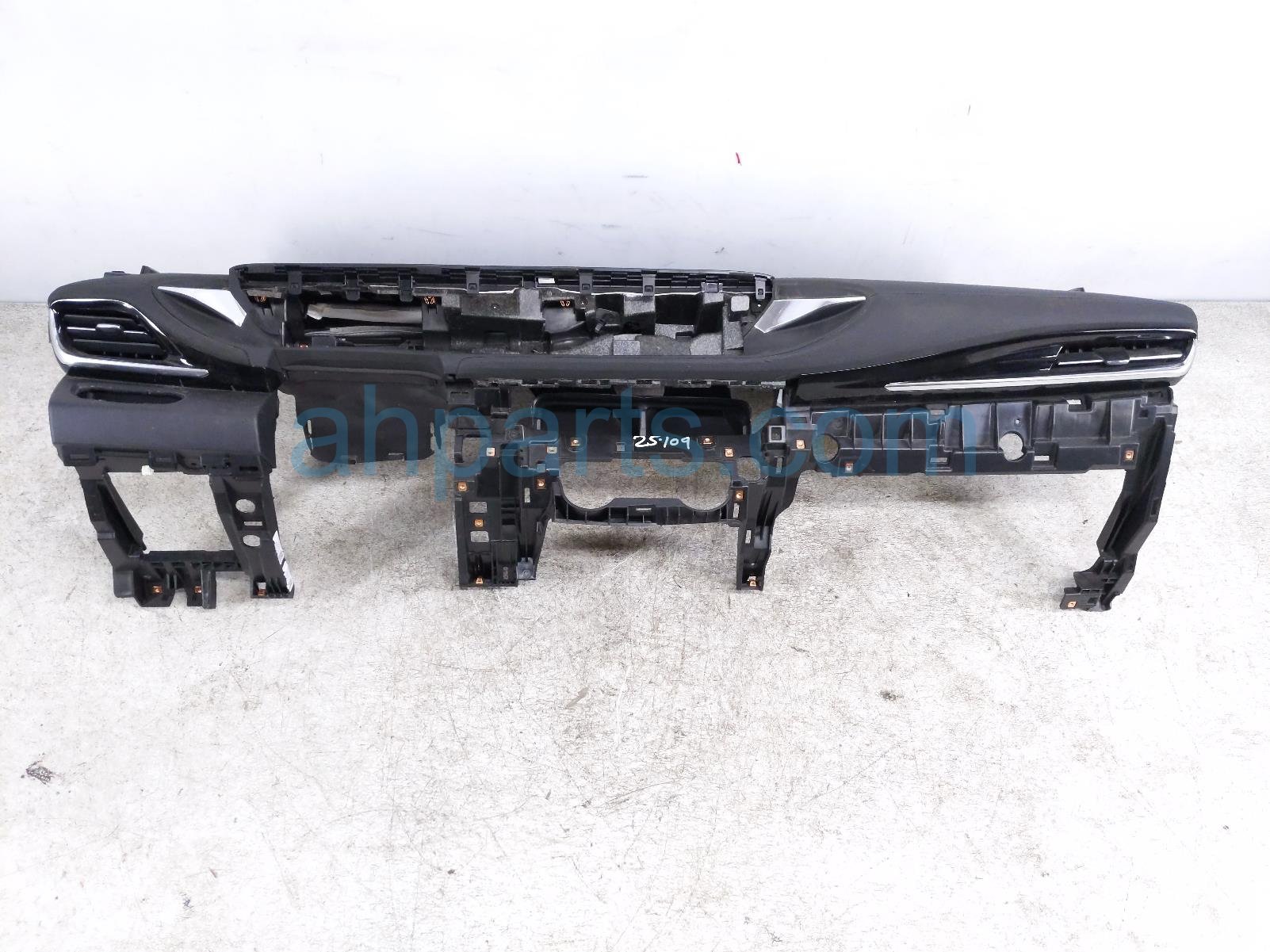 $550 Buick DASHBOARD W/ AIRBAG - BLACK $550 Buick DASHBOARD W/ AIRBAG - BLACK
