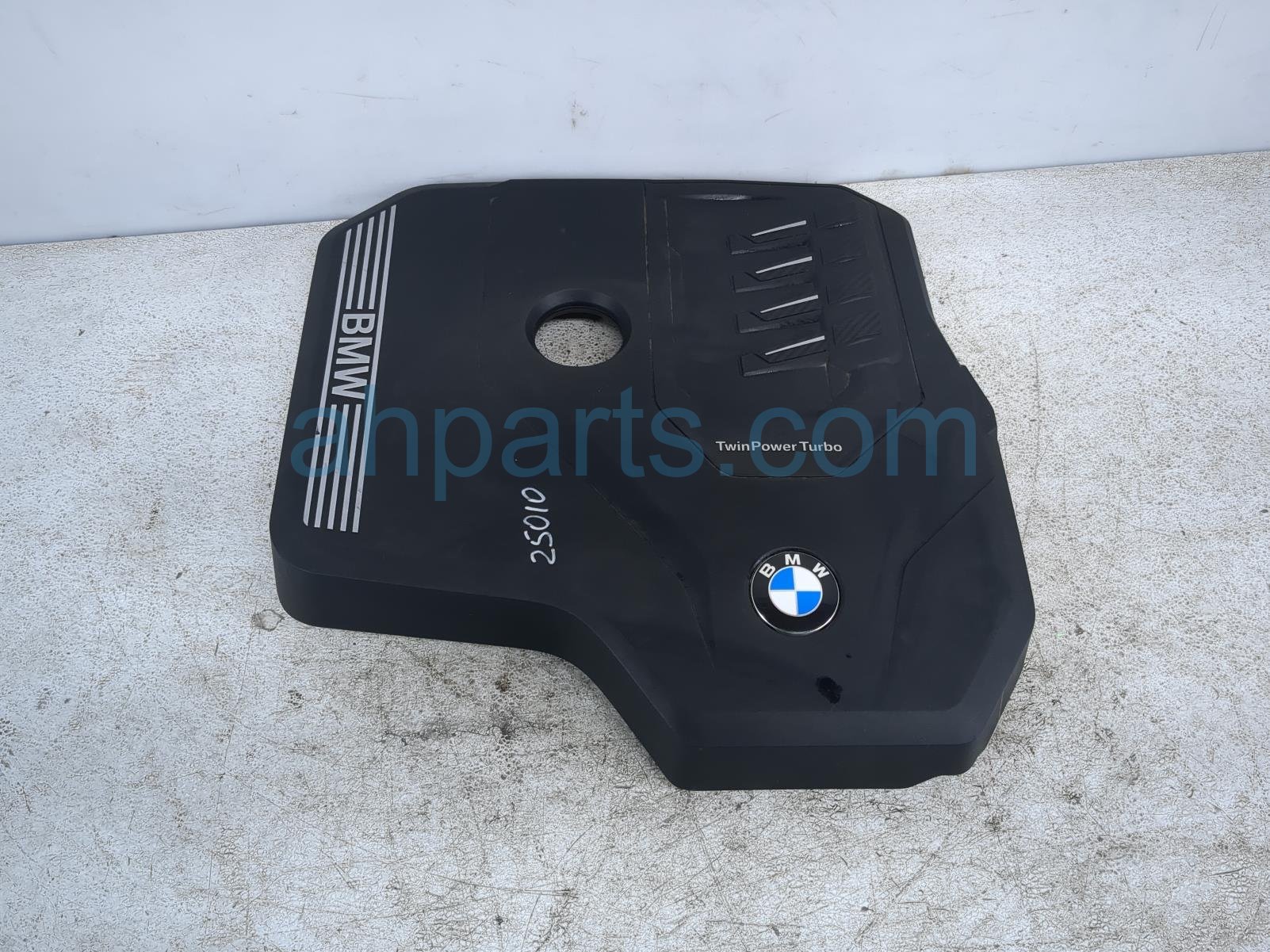 $100 BMW ENGINE APPEARANCE COVER $100 BMW ENGINE APPEARANCE COVER