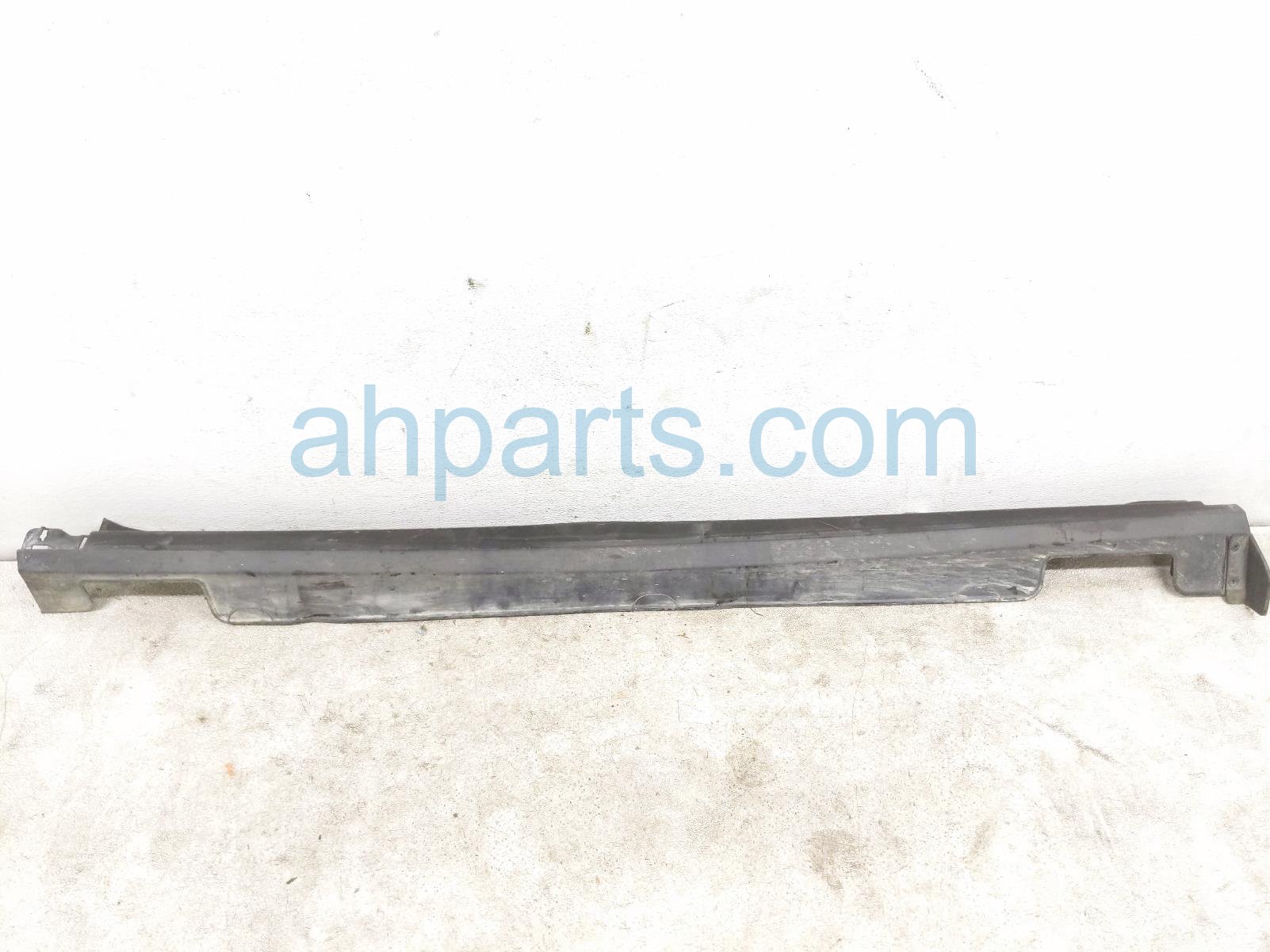 $85 Honda LH SIDE SKIRT / MOLDING - BLACK * $85 Honda LH SIDE SKIRT / MOLDING - BLACK *