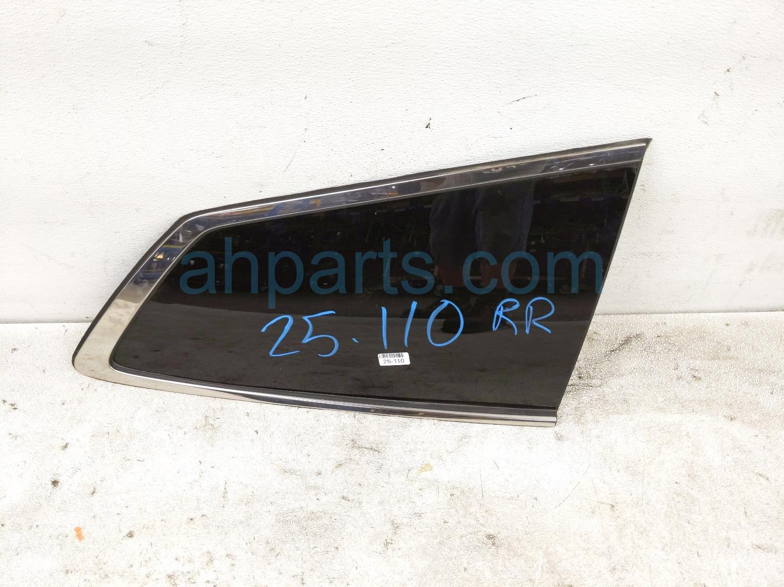 $175 Honda RH QUARTER WINDOW GLASS $175 Honda RH QUARTER WINDOW GLASS