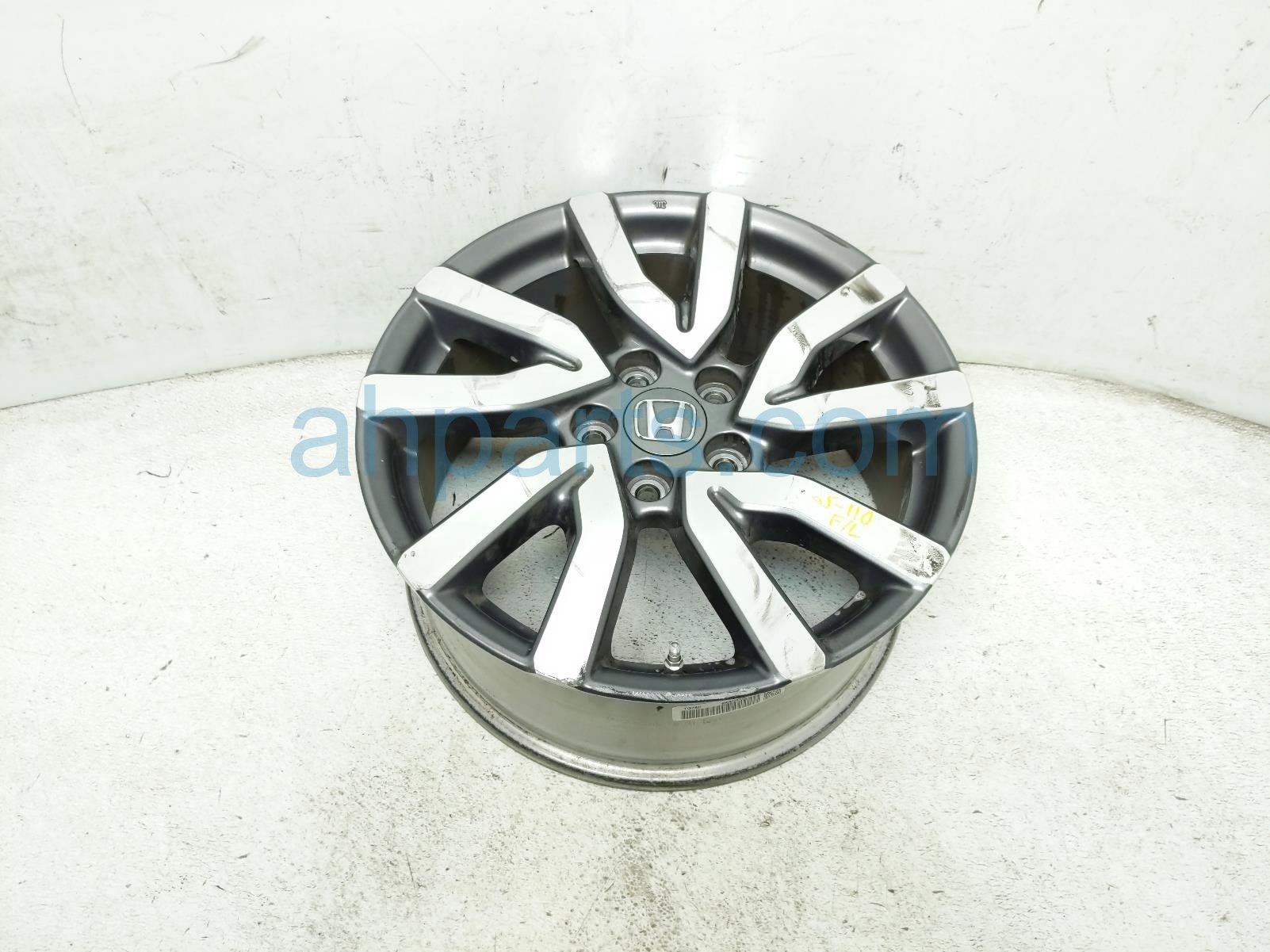 $125 Honda FR/LH WHEEL / RIM $125 Honda FR/LH WHEEL / RIM
