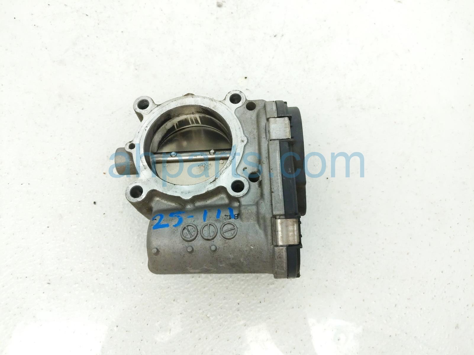 $100 Infiniti THROTTLE BODY - 46K MILES $100 Infiniti THROTTLE BODY - 46K MILES