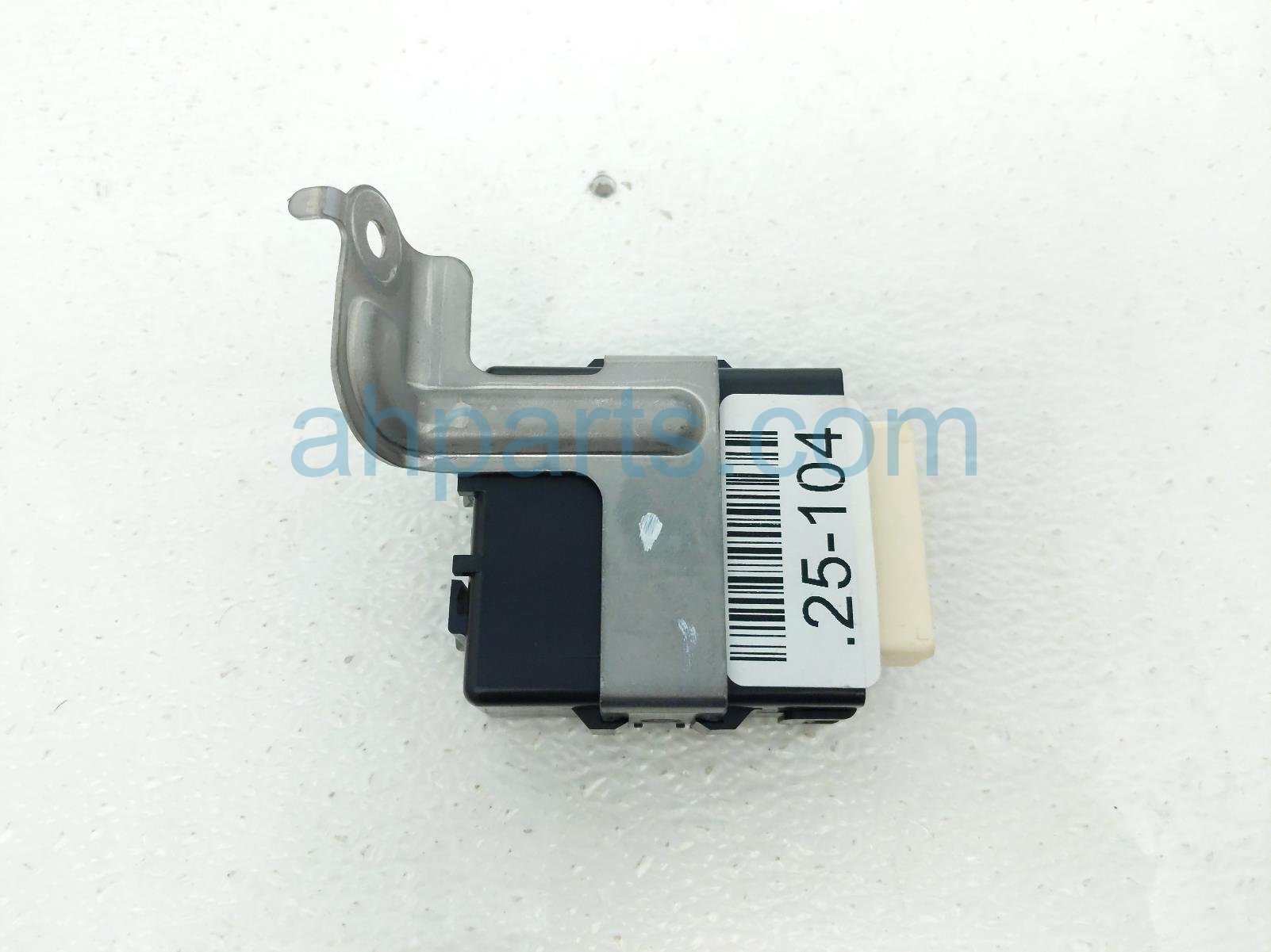 $20 Lexus WIPER RELAY CONTROL MODULE $20 Lexus WIPER RELAY CONTROL MODULE