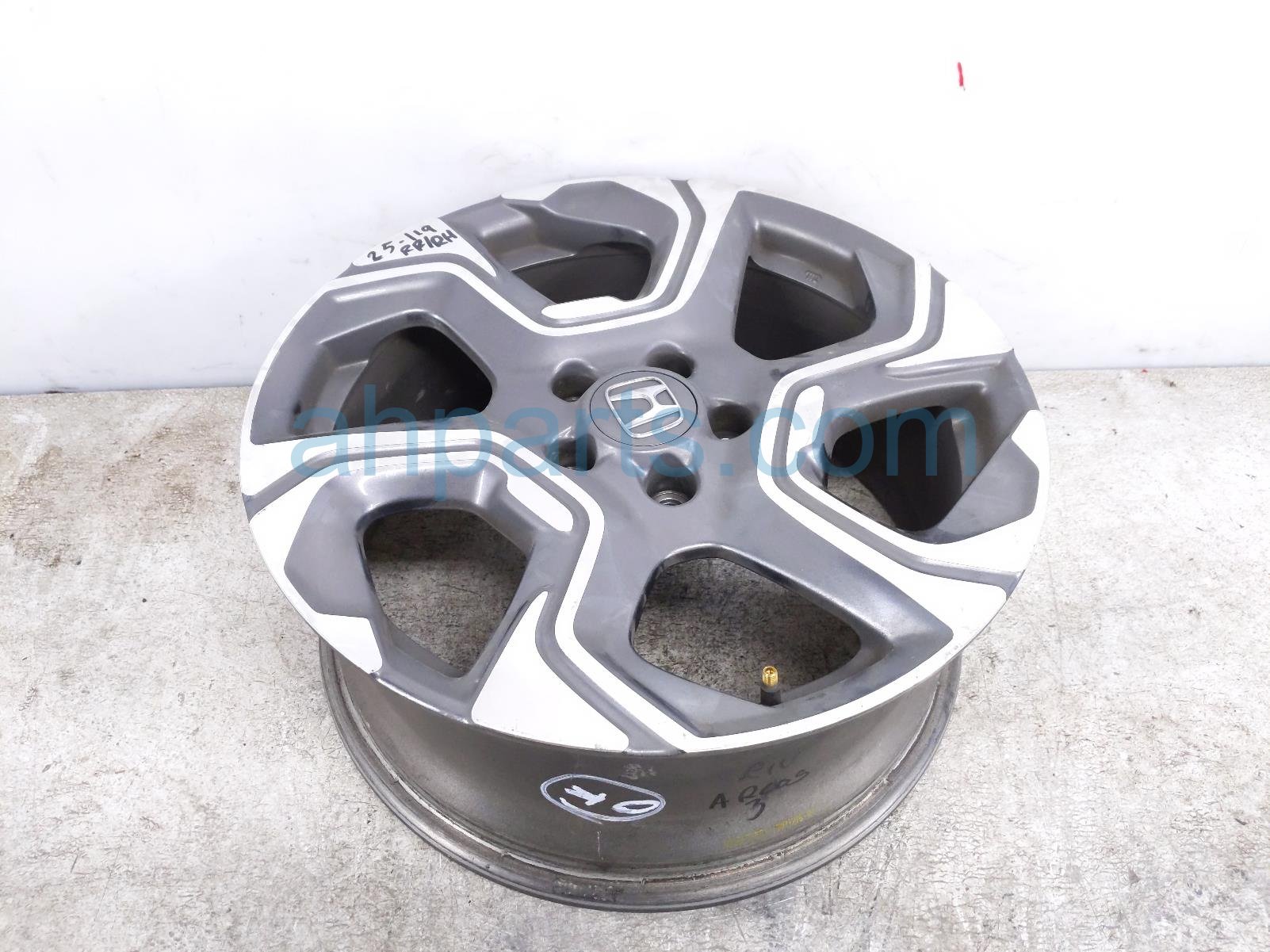 $145 Honda RR/RH WHEEL / RIM $145 Honda RR/RH WHEEL / RIM