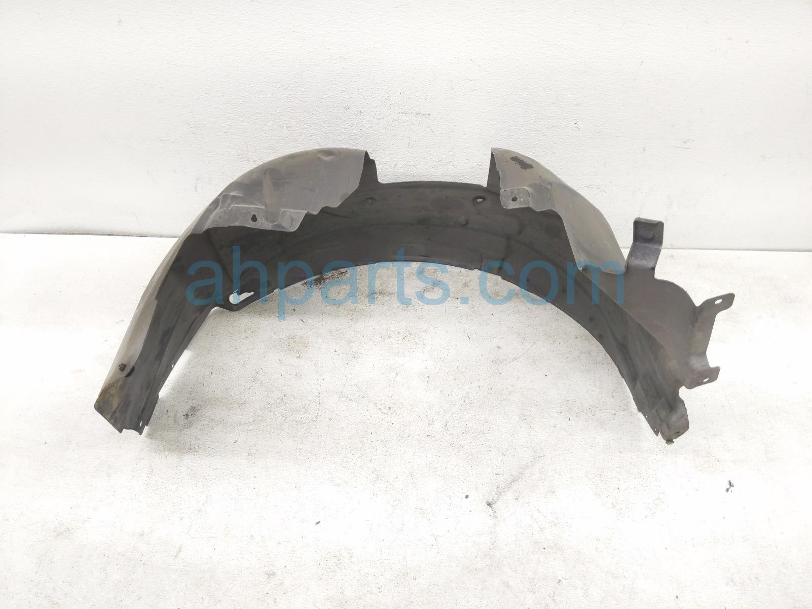 $49 Ford RR/RH INNER FENDER LINER * $49 Ford RR/RH INNER FENDER LINER *