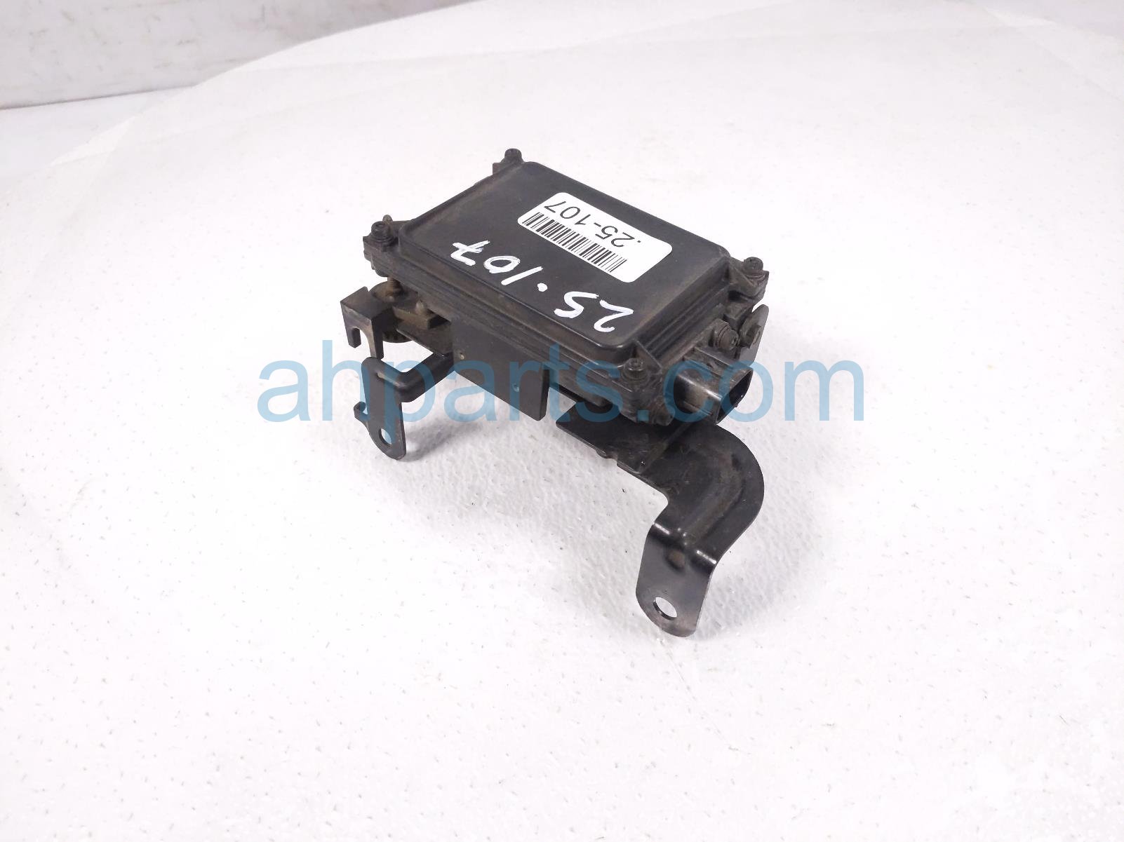 $199 Honda FRONT DISTANCE CRUISE RADAR UNIT $199 Honda FRONT DISTANCE CRUISE RADAR UNIT