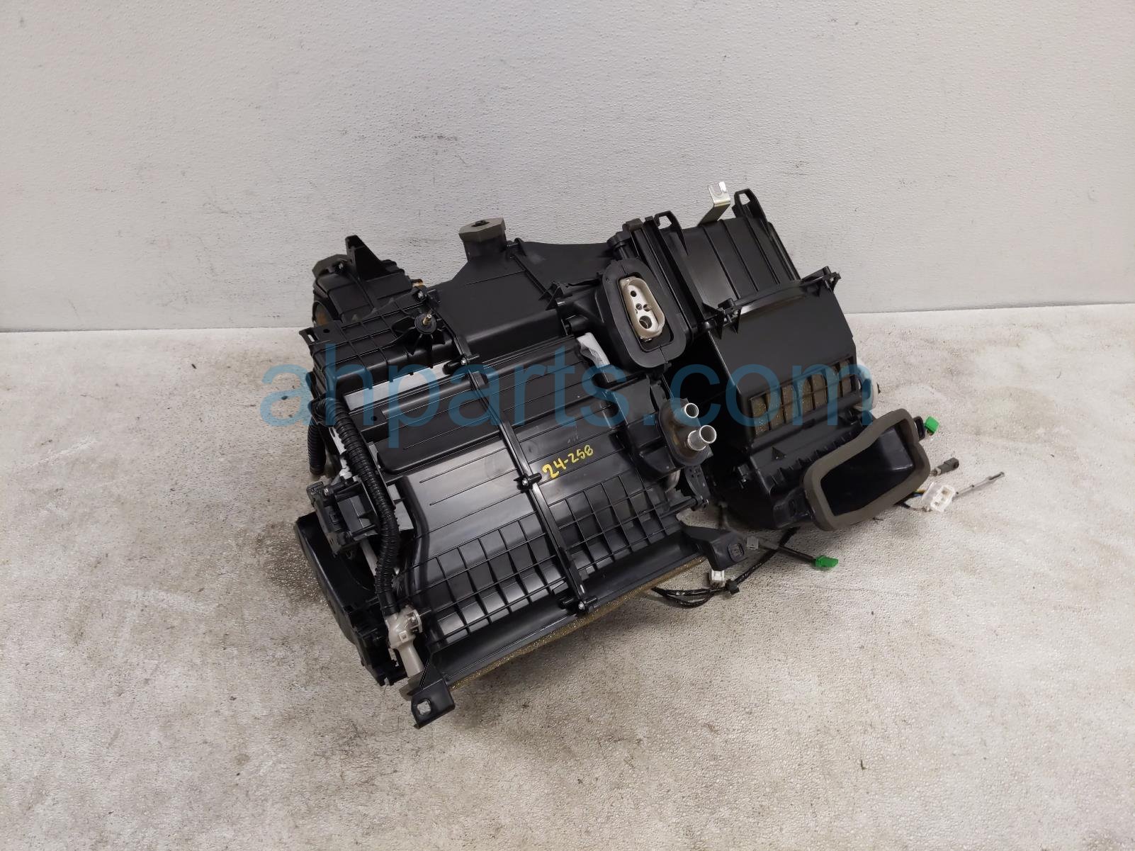 $195 Honda A/C HEATER CORE W/BLOWER MOTOR $195 Honda A/C HEATER CORE W/BLOWER MOTOR