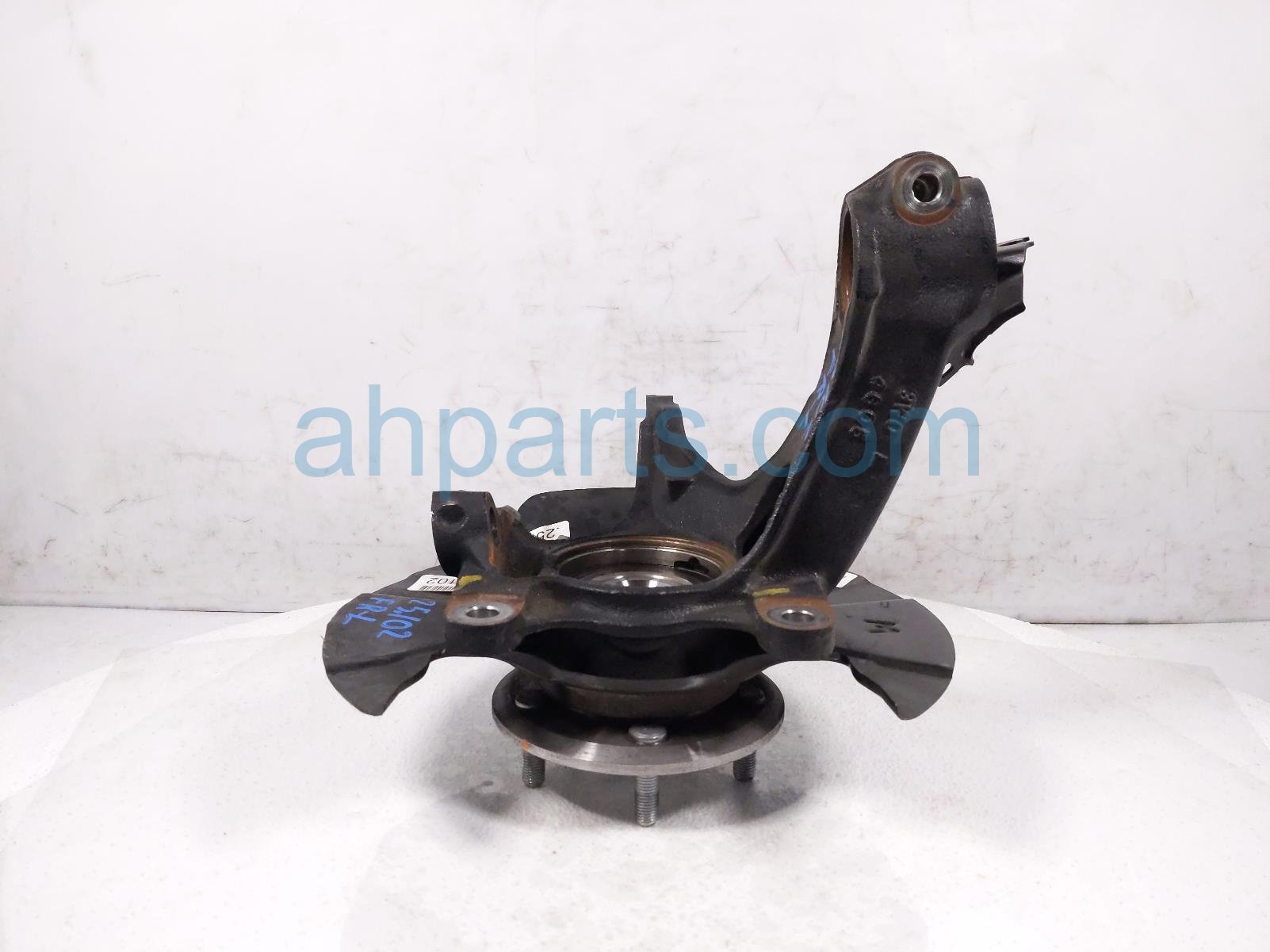 Sold 2025 Honda HR-V Front Driver Spindle Knuckle Hub 44600-TLA-A00