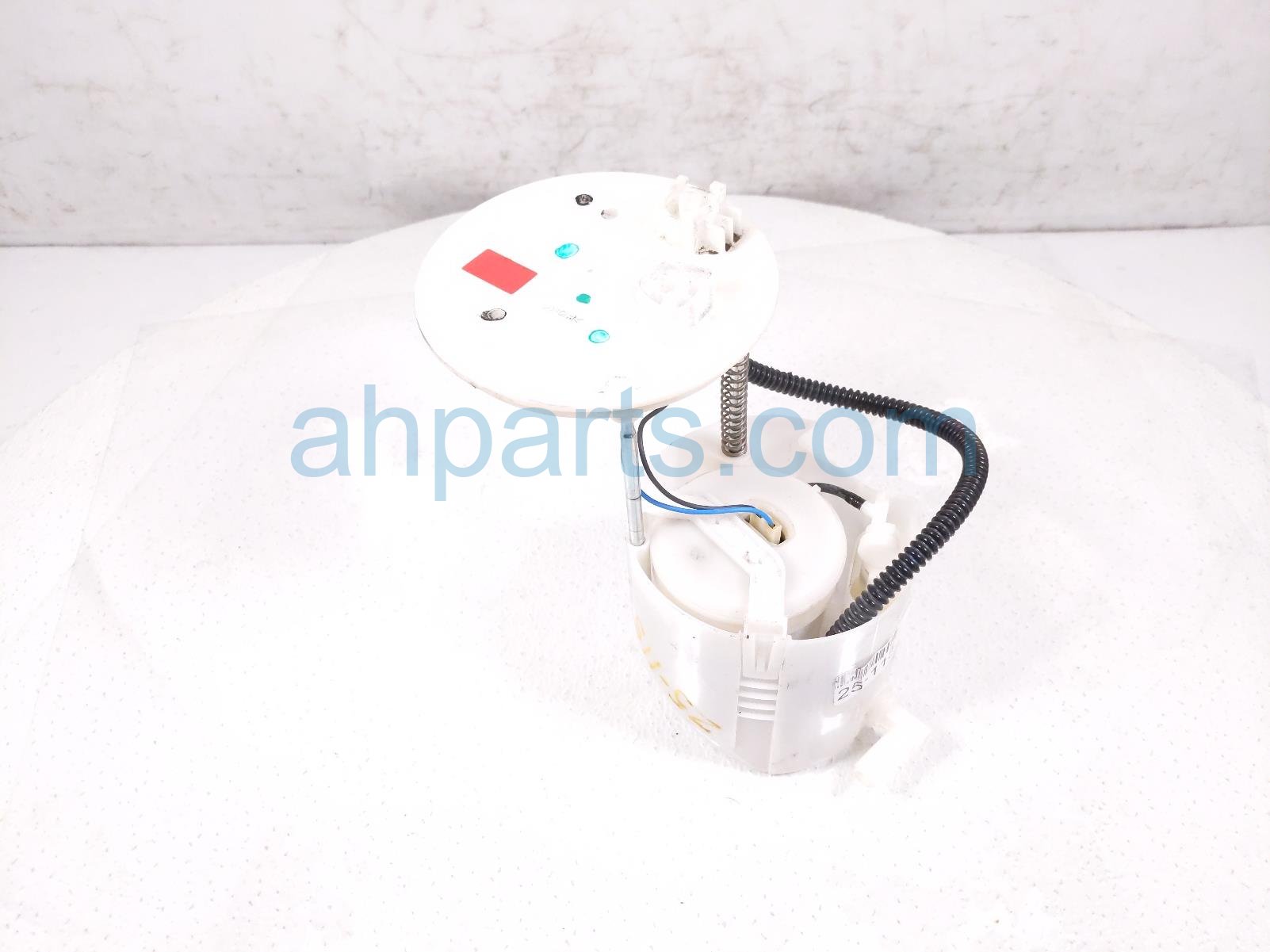 $95 Toyota GAS / FUEL PUMP (TANK MOUNTED) $95 Toyota GAS / FUEL PUMP (TANK MOUNTED)