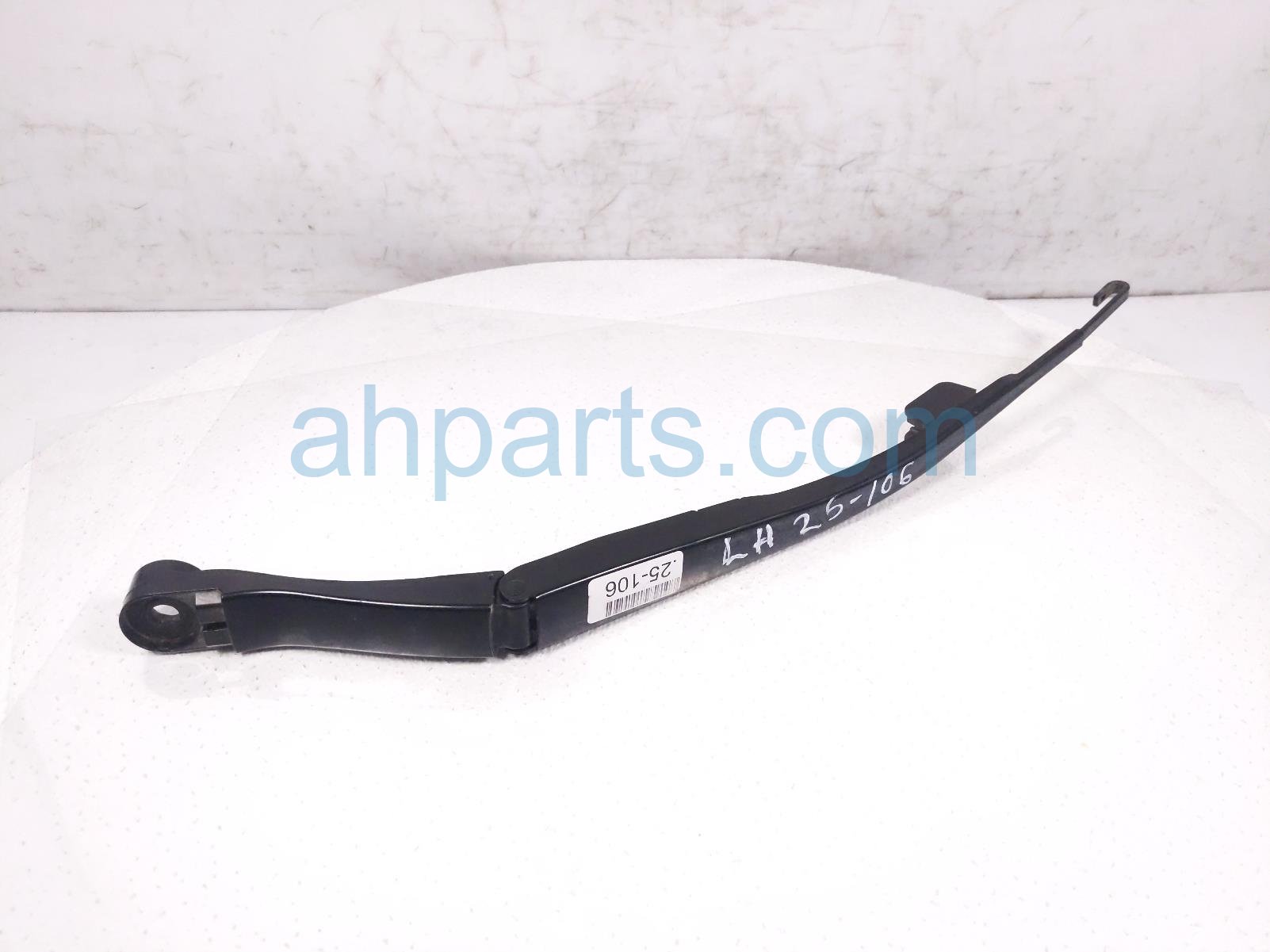 $25 Acura LH WINDSHIELD WIPER ARM $25 Acura LH WINDSHIELD WIPER ARM