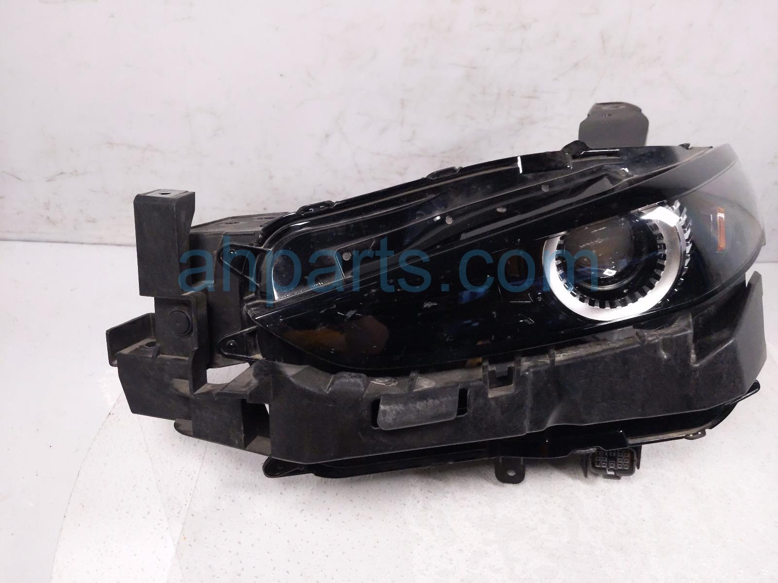 $825 Mazda LH HEADLAMP / LIGHT - SCRATCHES $825 Mazda LH HEADLAMP / LIGHT - SCRATCHES