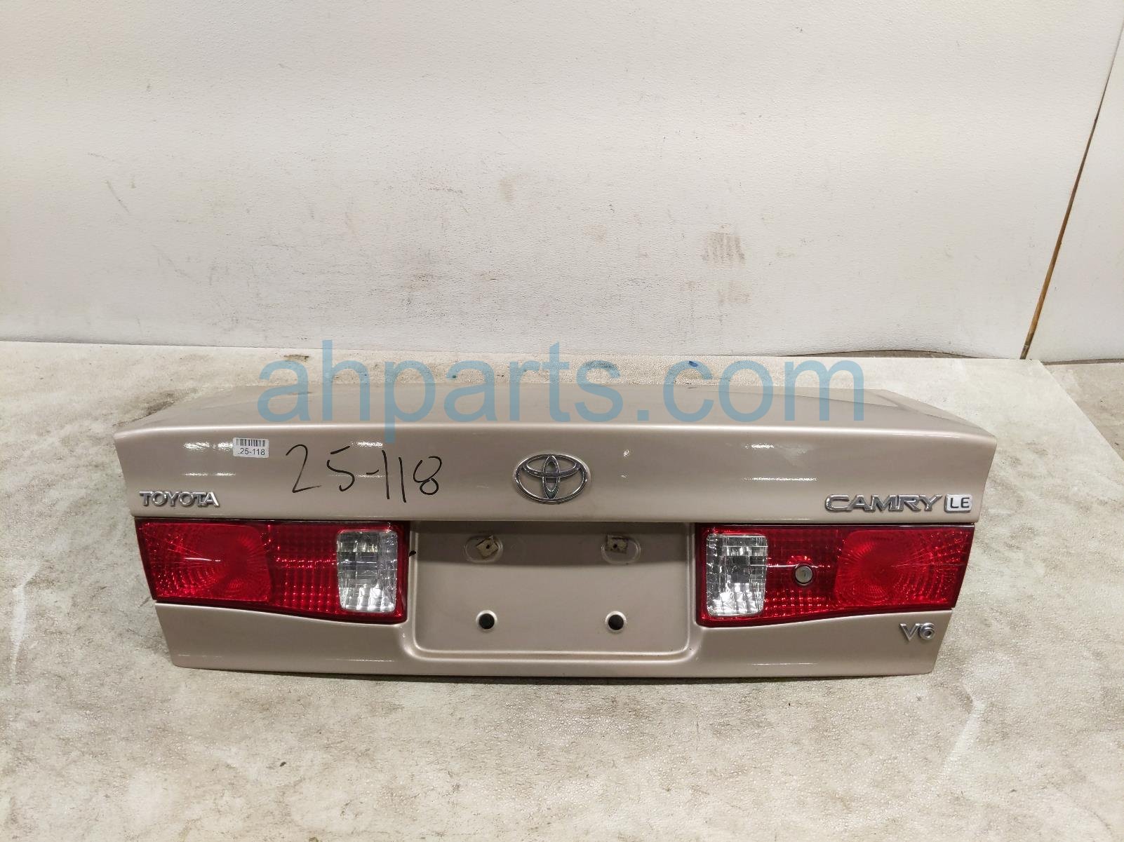 $145 Toyota TRUNK / DECKLID - GOLD $145 Toyota TRUNK / DECKLID - GOLD