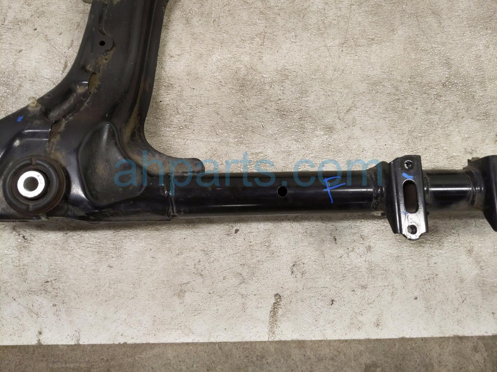 ホンダ　パーツカタログ　MDX Acura MDX 07-09 Rear Crossmember Sub Frame Craddle 50300-STX