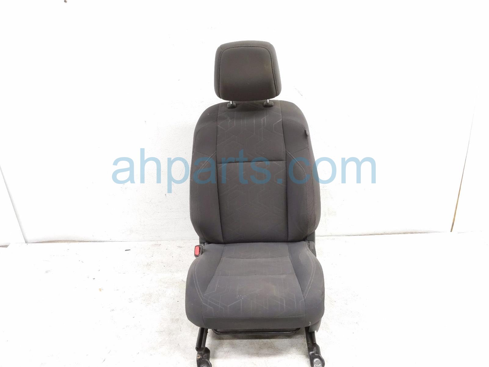 $349 Toyota FR/LH SEAT - BLACK - W/ AIRBAG