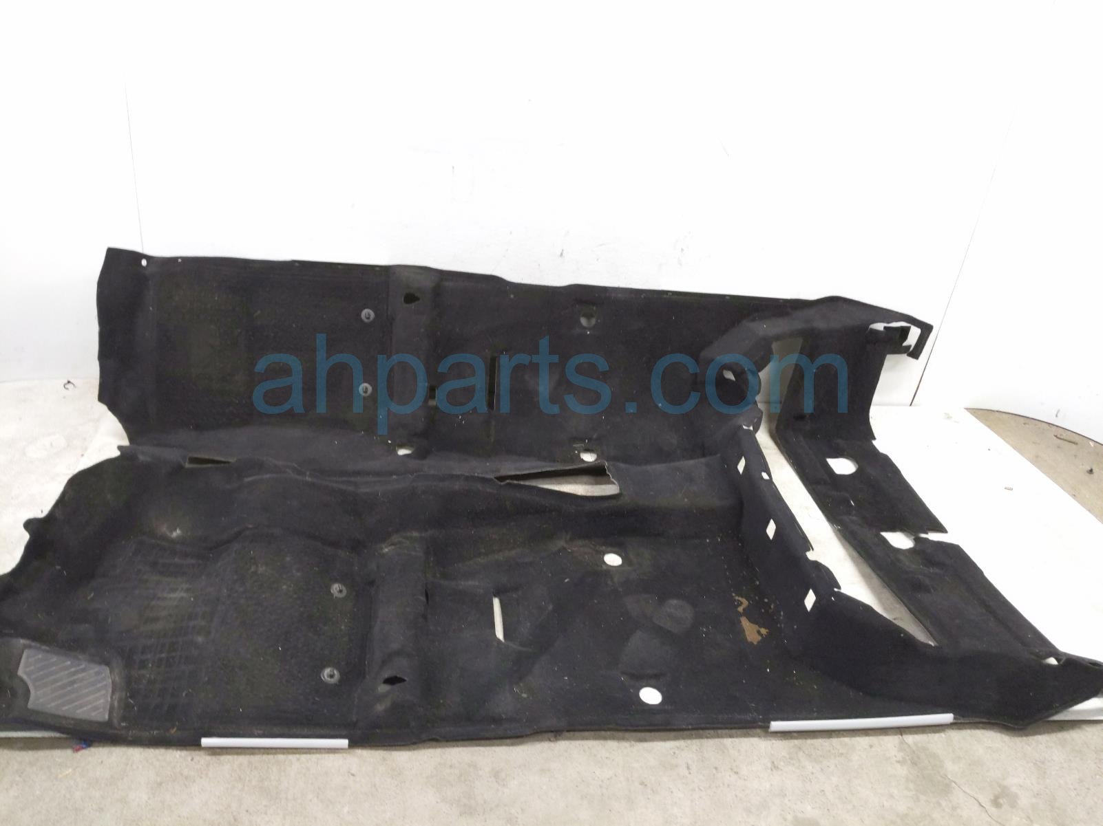 $225 Toyota INTERIOR FLOOR CARPET - BLACK CC * $225 Toyota INTERIOR FLOOR CARPET - BLACK CC *