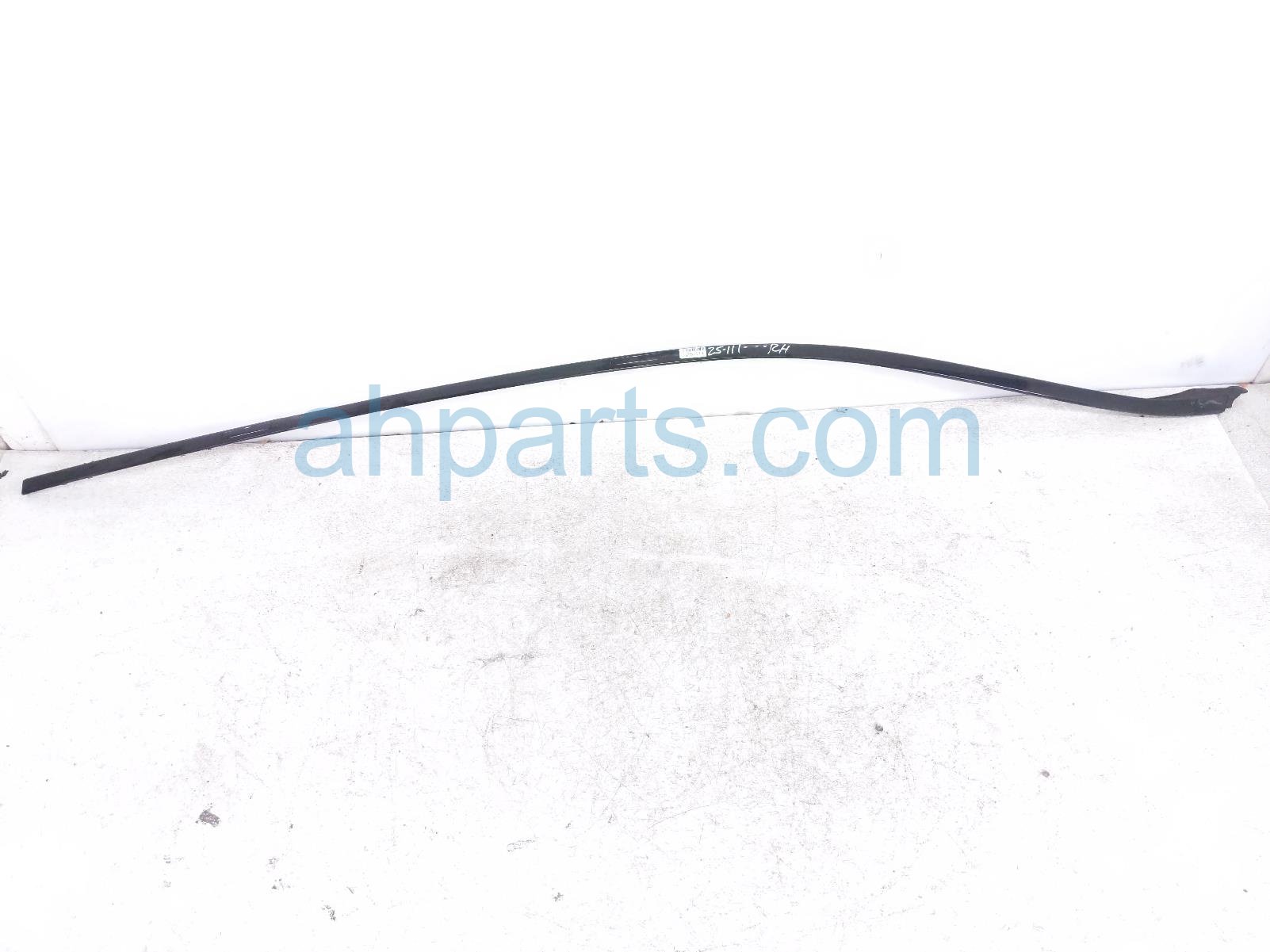 Sold 2018 Infiniti Qx30 Passenger Roof Drip Seal Molding Black * 73853 5DA1A Replacement Sold 2018 Infiniti Qx30 Passenger Roof Drip Seal Molding Black * 73853 5DA1A Replacement