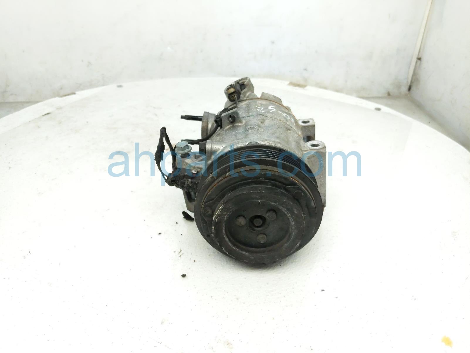 $200 Jeep AC PUMP / COMPRESSOR - 12K MILES $200 Jeep AC PUMP / COMPRESSOR - 12K MILES