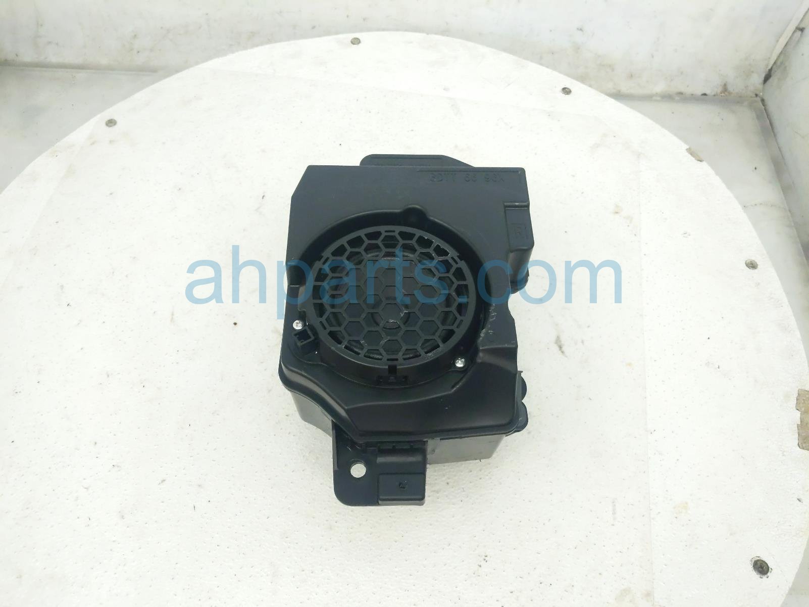 $65 Mazda FR/RH DOOR SPEAKER / WOOFER $65 Mazda FR/RH DOOR SPEAKER / WOOFER