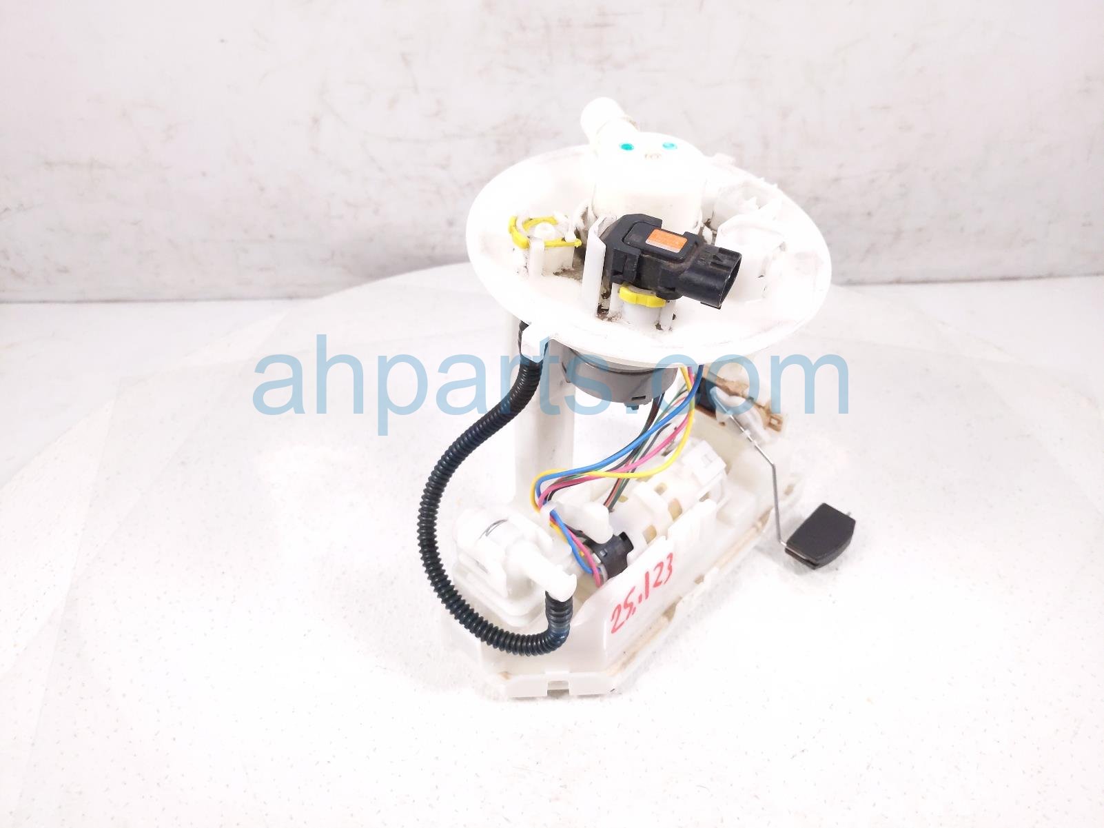 $145 Toyota GAS / FUEL PUMP (TANK MOUNTED) $145 Toyota GAS / FUEL PUMP (TANK MOUNTED)