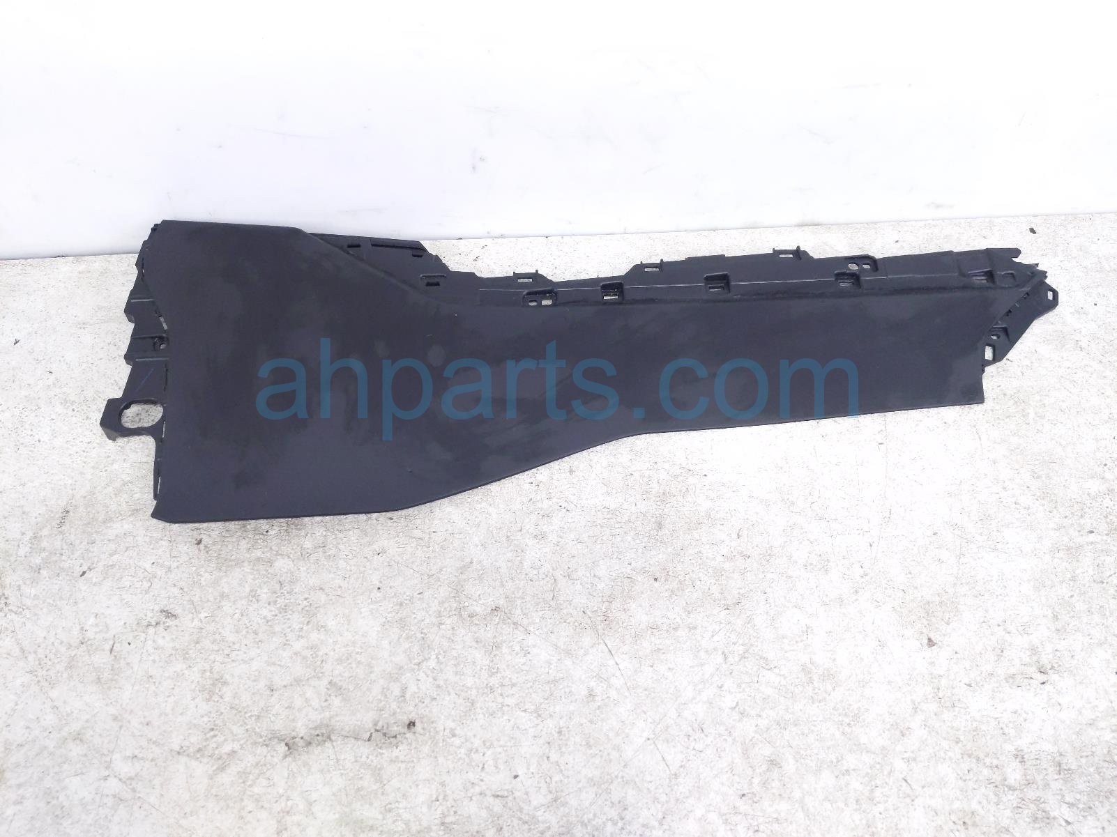 $75 Mazda RH CONSOLE SIDE TRIM COVER $75 Mazda RH CONSOLE SIDE TRIM COVER