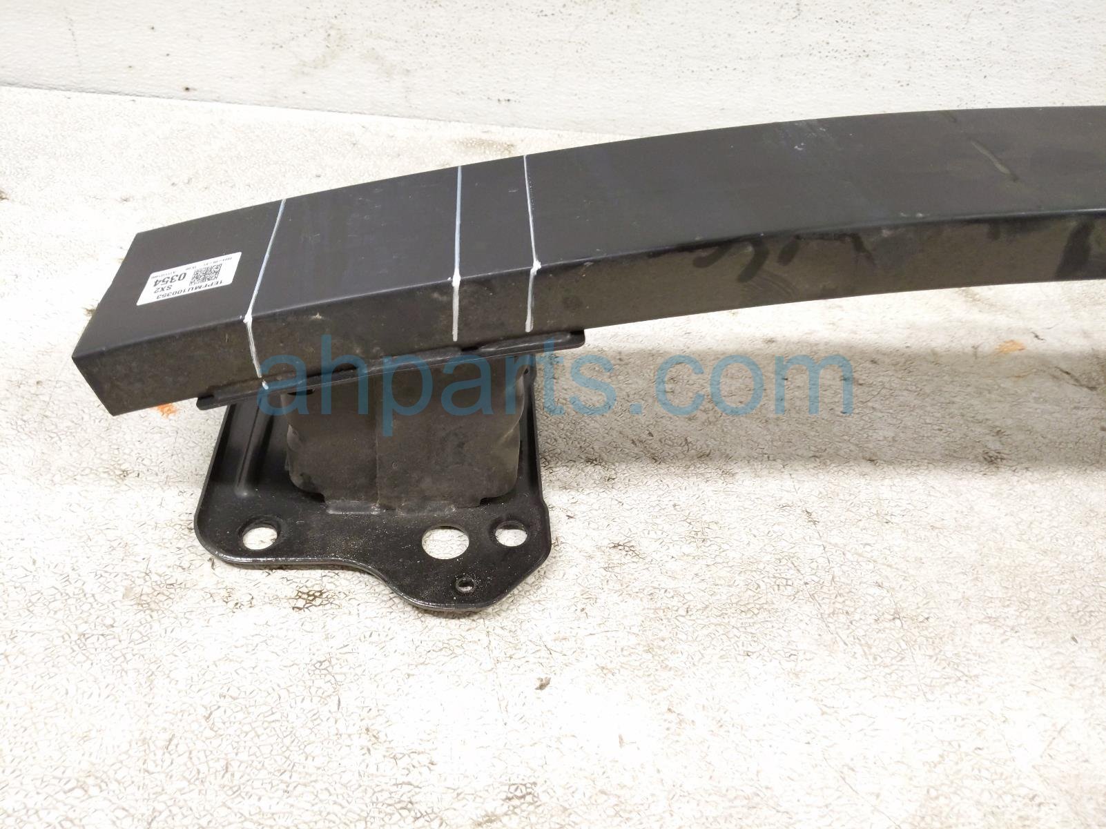 Sold 2025 Hyundai Kona Beam Front Bumper Reinforcement Bar 64900-BE000,