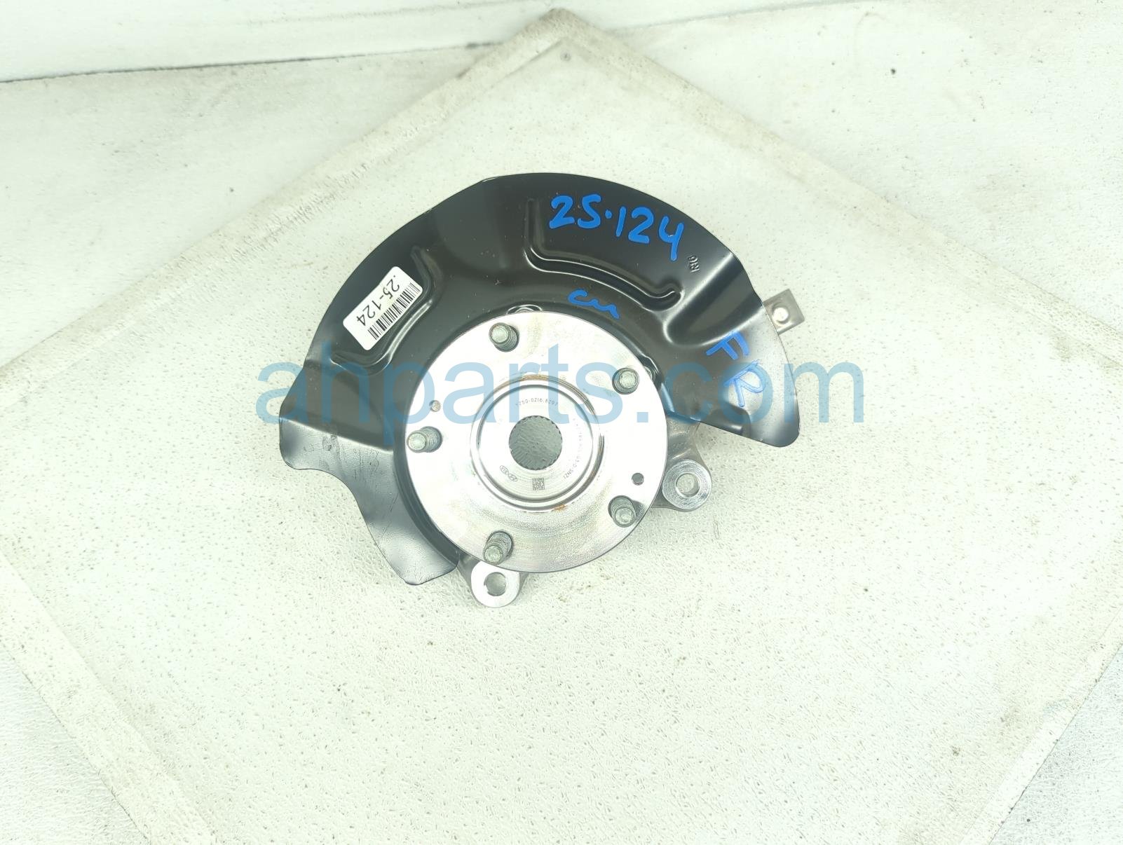 $350 Hyundai FR/RH SPINDLE KNUCKLE HUB $350 Hyundai FR/RH SPINDLE KNUCKLE HUB