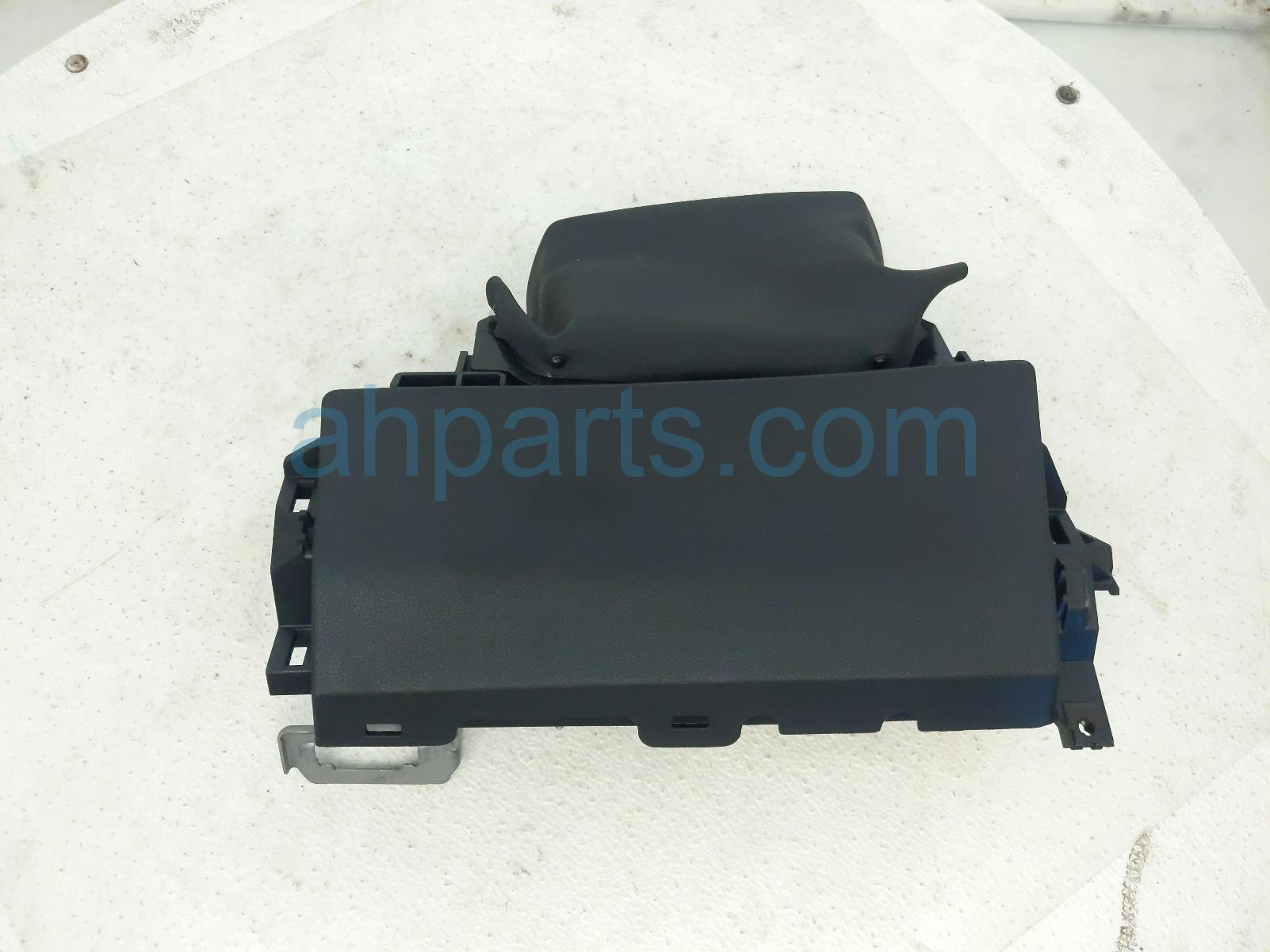 $519 Subaru DRIVER KNEE AIR BAG $519 Subaru DRIVER KNEE AIR BAG