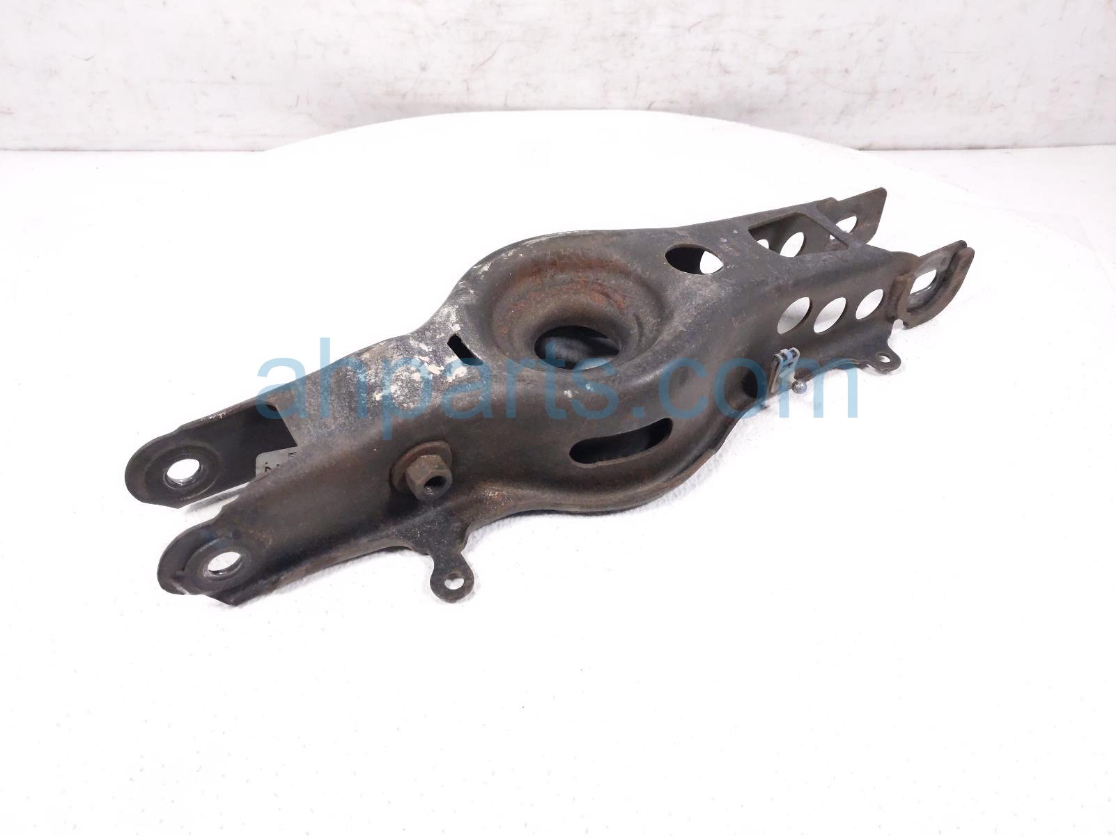 $40 Chevy RR/LH SPRING SEAT CONTROL ARM $40 Chevy RR/LH SPRING SEAT CONTROL ARM