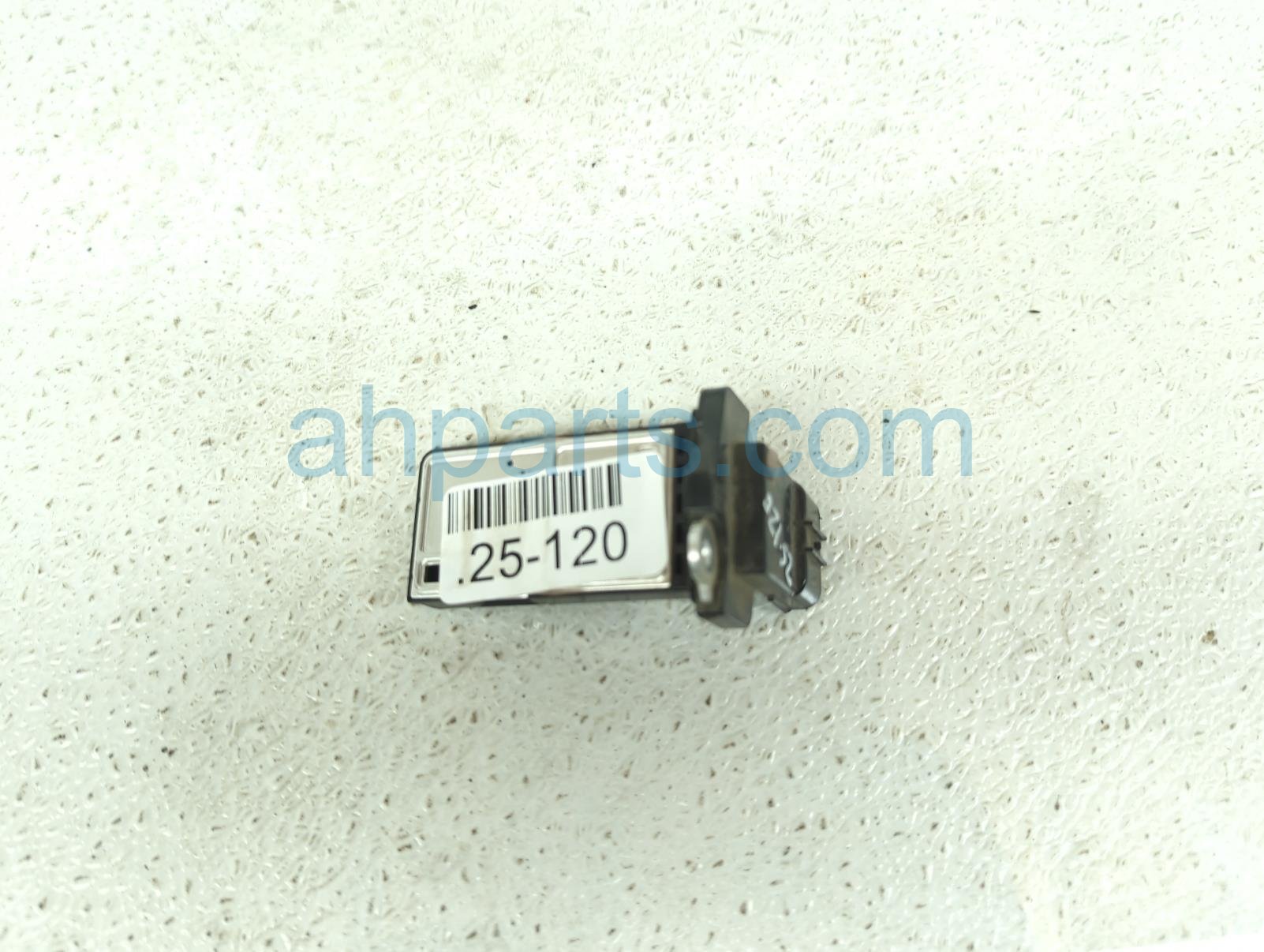$20 Acura MASS AIRFLOW SENSOR $20 Acura MASS AIRFLOW SENSOR