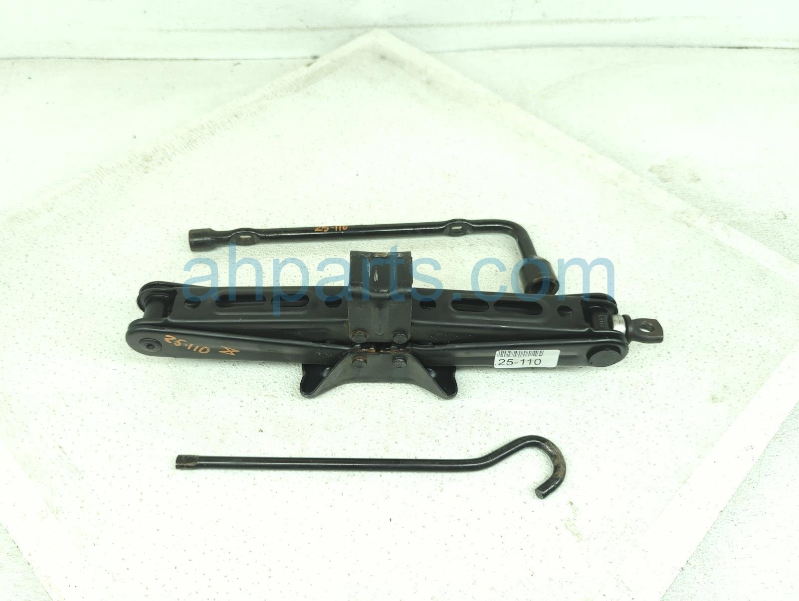 $45 Honda 2 TOOLS + SCISSOR JACK $45 Honda 2 TOOLS + SCISSOR JACK