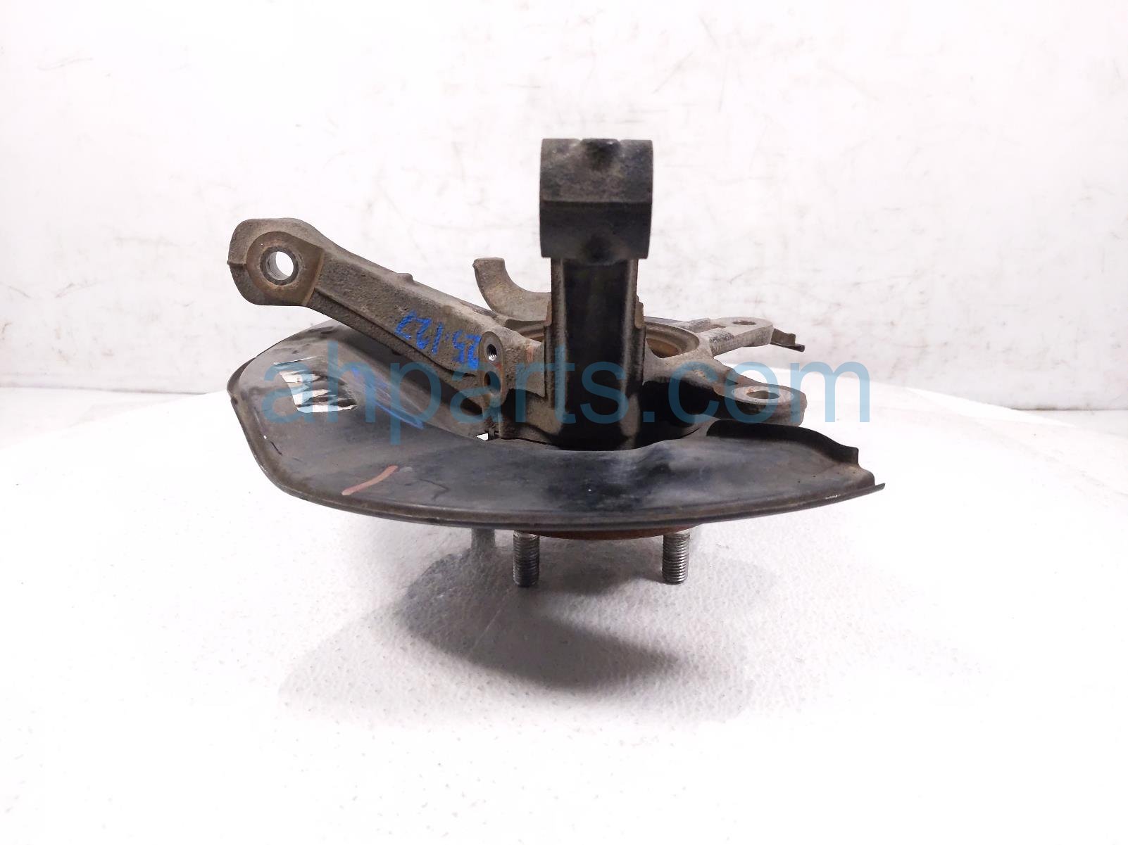 Sold 2012 Honda Civic Front Passenger Spindle Knuckle Hub 51216