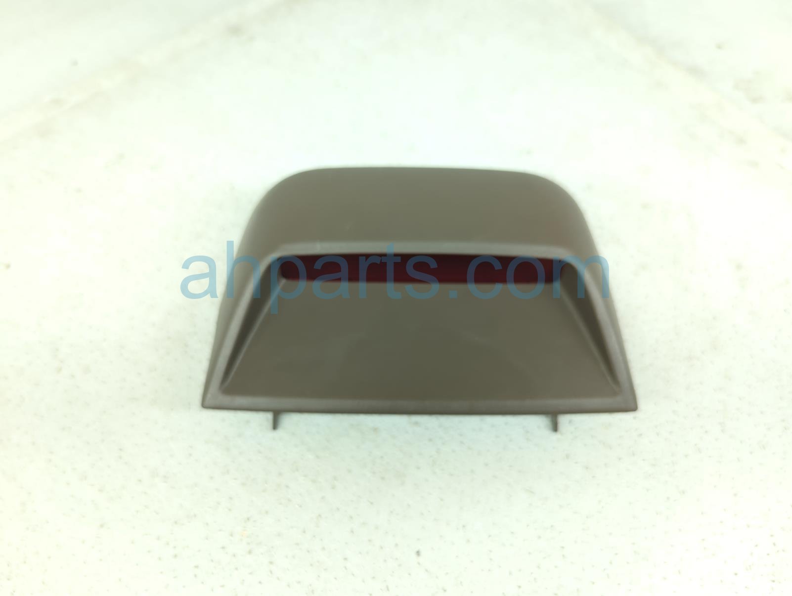 $25 Toyota HIGH MOUNTED THIRD BRAKE LIGHT $25 Toyota HIGH MOUNTED THIRD BRAKE LIGHT