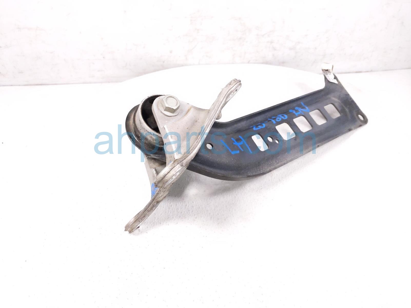 $50 Chevy RR/LH TRAILING CONTROL ARM $50 Chevy RR/LH TRAILING CONTROL ARM