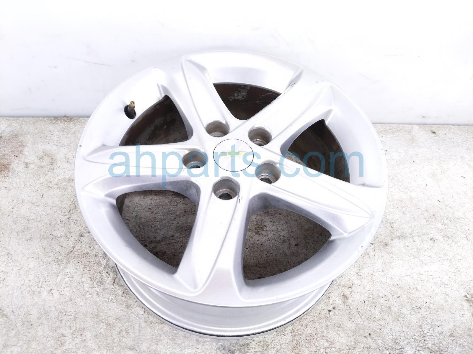 $149 Chevy FR/LH WHEEL / RIM * $149 Chevy FR/LH WHEEL / RIM *