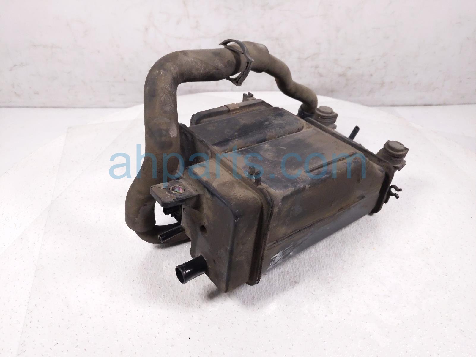 $125 Subaru FUEL VAPOR CHARCOAL CANISTER - 2.0L $125 Subaru FUEL VAPOR CHARCOAL CANISTER - 2.0L