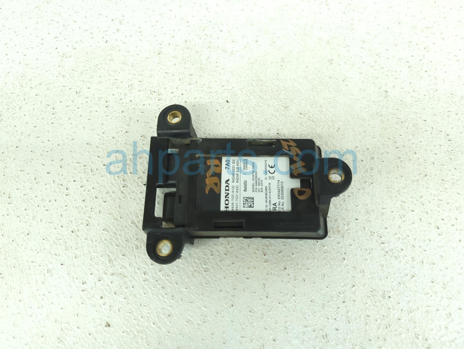 $100 Honda RR/RH BSI RADAR UNIT ASSY