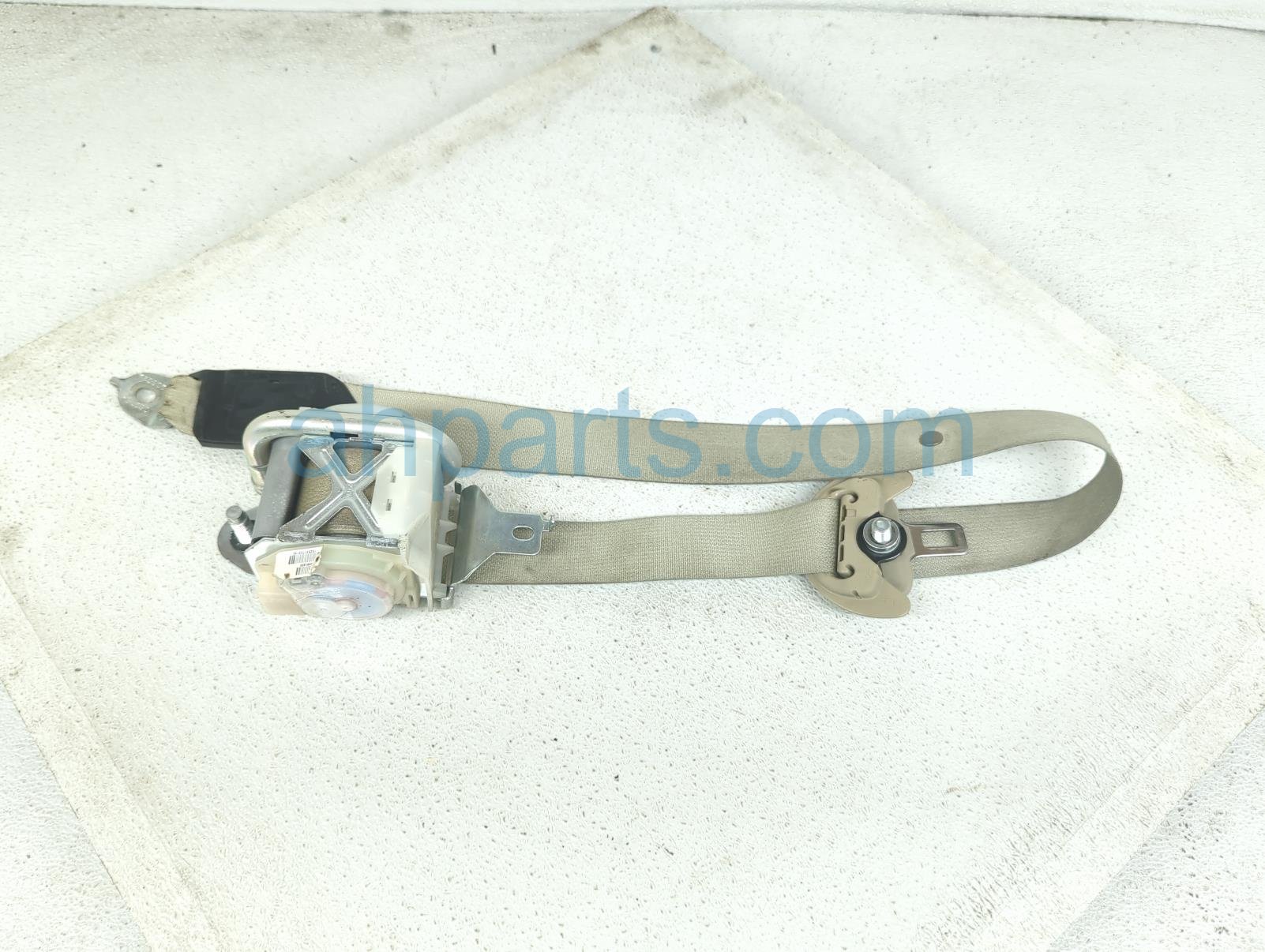 $115 Honda FR/RH SEAT BELT - BEIGE $115 Honda FR/RH SEAT BELT - BEIGE