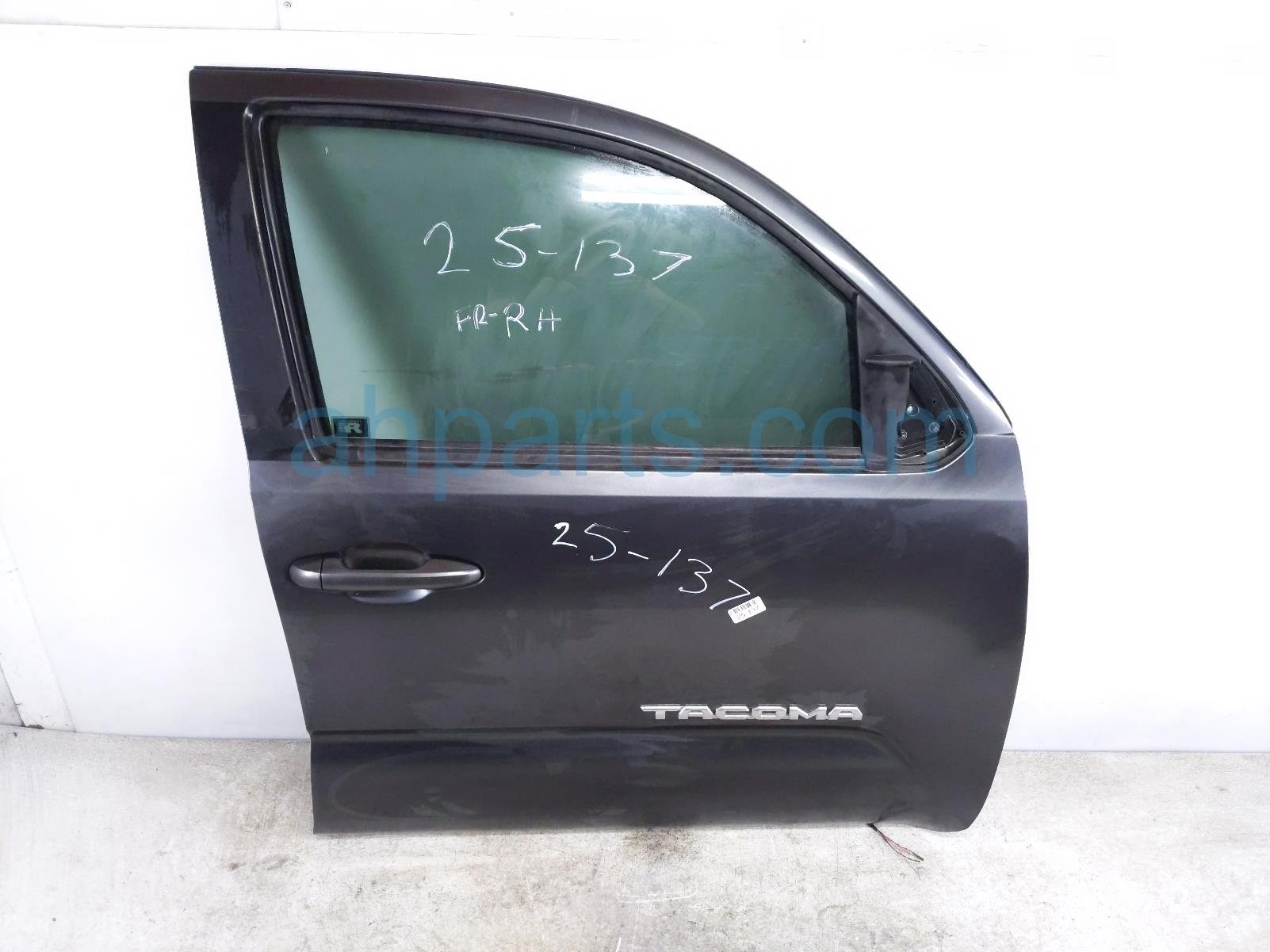 $895 Toyota FR/RH DOOR - GREY - NO MIRROR/TRIM $895 Toyota FR/RH DOOR - GREY - NO MIRROR/TRIM