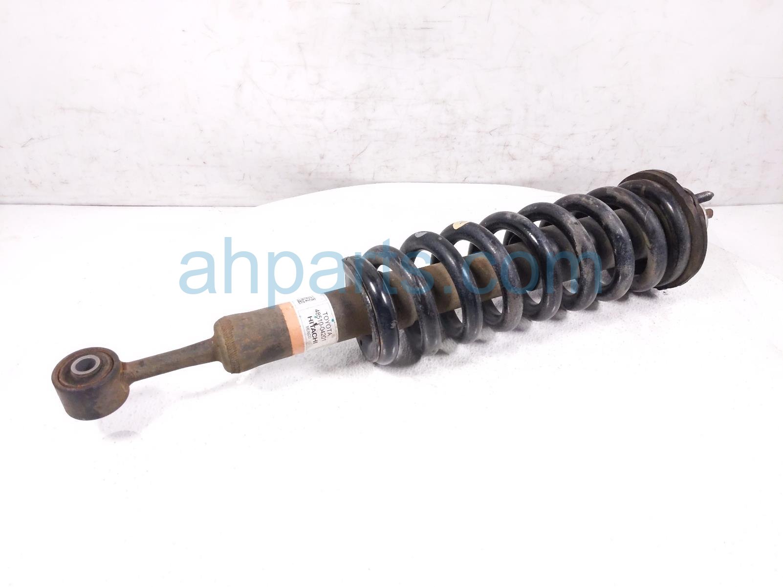 $60 Toyota FR/RH STRUT + SPRING - SR5 4X2 $60 Toyota FR/RH STRUT + SPRING - SR5 4X2