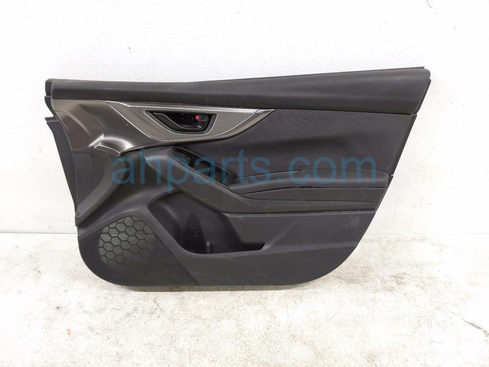 $125 Subaru FR/RH INTERIOR DOOR PANEL - BLACK * $125 Subaru FR/RH INTERIOR DOOR PANEL - BLACK *