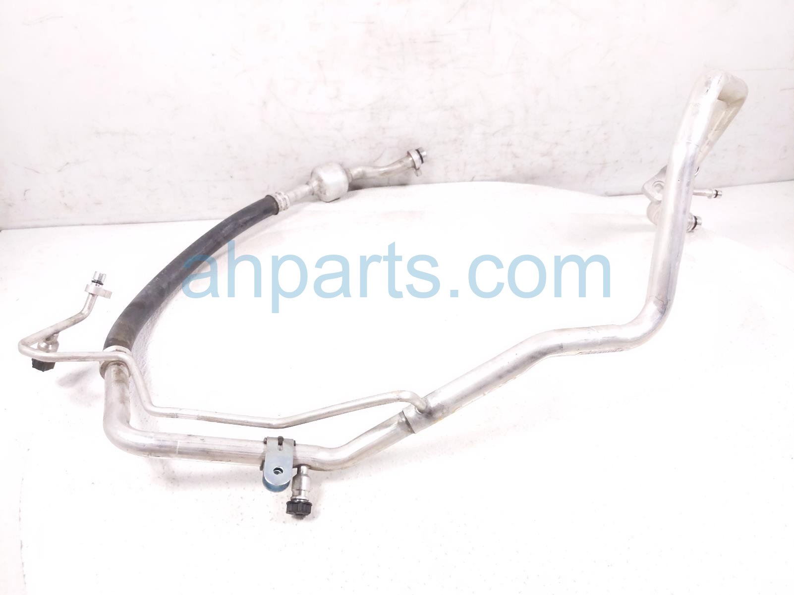 $199 Nissan A/C SUCTION HEAT EXCHANGER PIPE $199 Nissan A/C SUCTION HEAT EXCHANGER PIPE