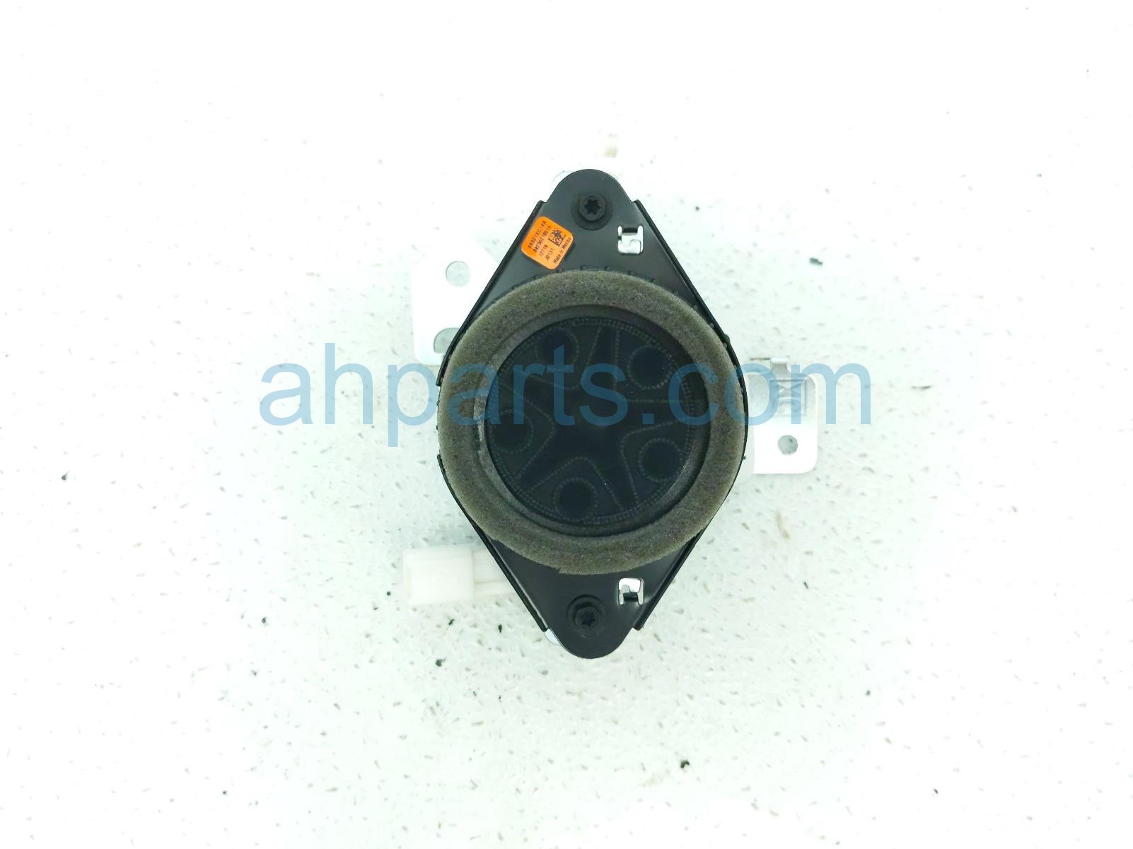 $35 Subaru LH QUARTER PANEL TWEETER SPEAKER $35 Subaru LH QUARTER PANEL TWEETER SPEAKER