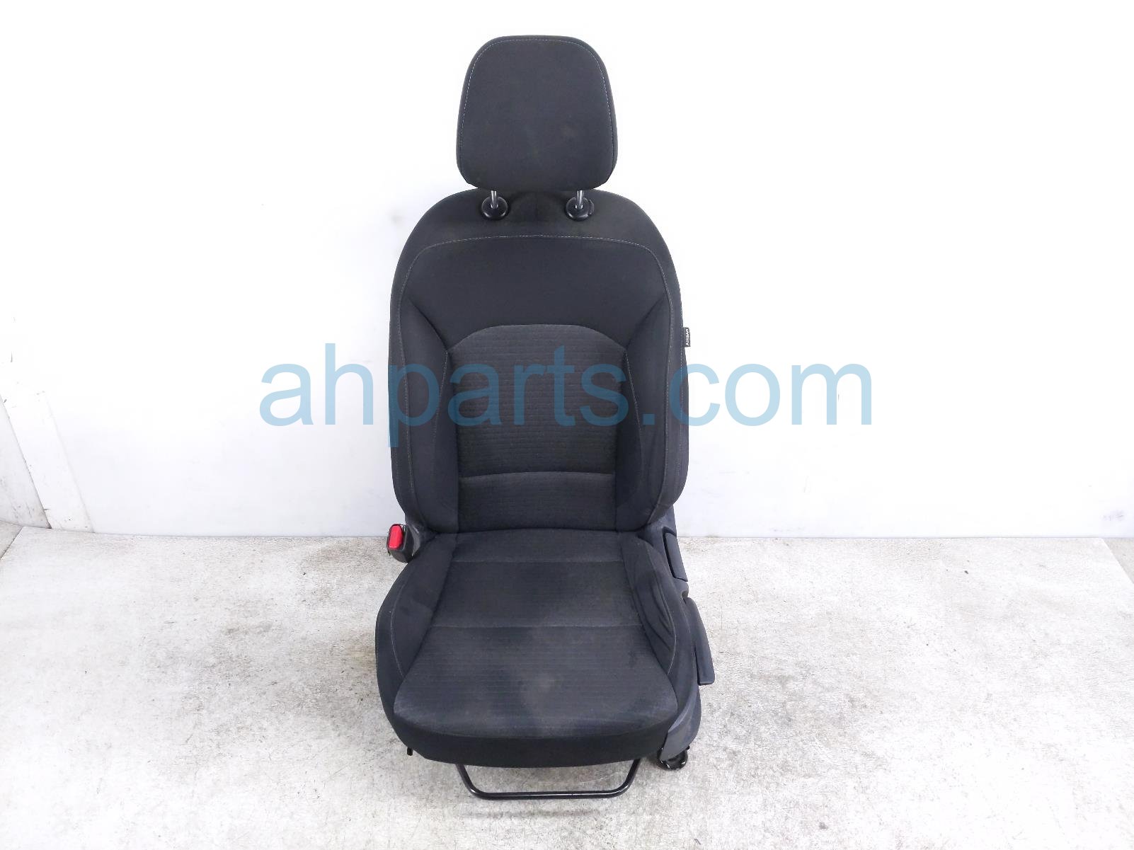 $200 Kia FR/LH SEAT - BLACK - W/ AIRBAG * $200 Kia FR/LH SEAT - BLACK - W/ AIRBAG *