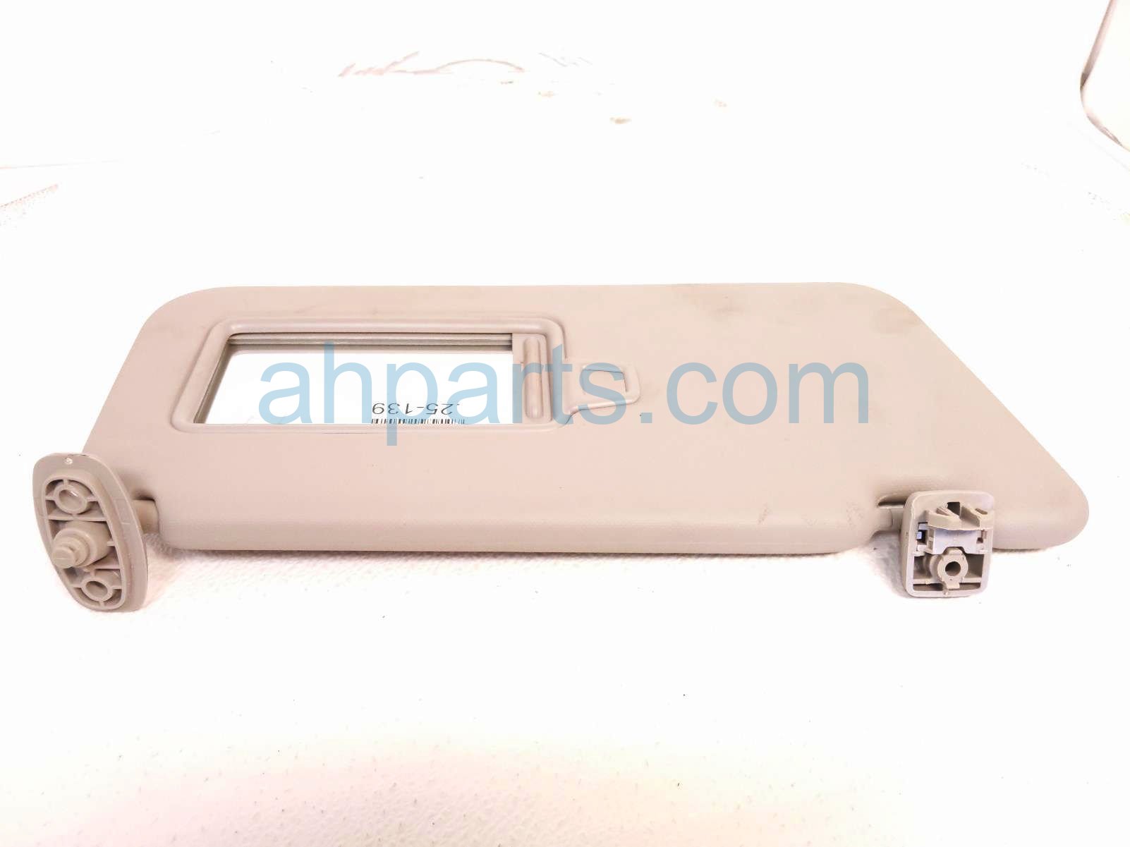 $50 Kia RH SUN VISOR - GREY $50 Kia RH SUN VISOR - GREY