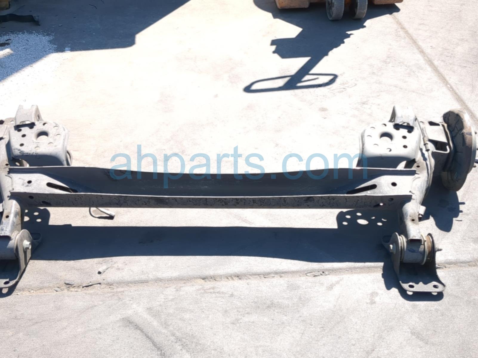 $300 Kia REAR AXLE TORSION BEAM $300 Kia REAR AXLE TORSION BEAM