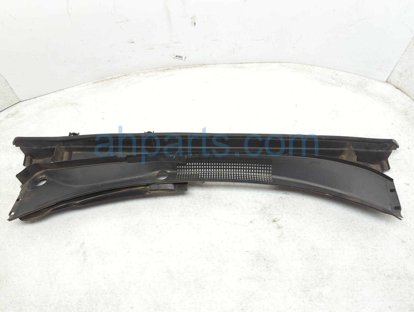 $125 Toyota WINDSHIELD COWL PLASTIC PANEL $125 Toyota WINDSHIELD COWL PLASTIC PANEL