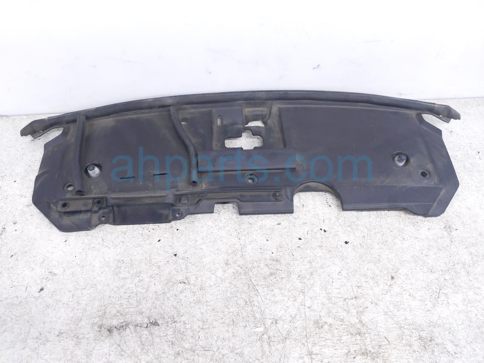 $35 Honda UPPER GRILLE SIGHT SHIELD ASSY