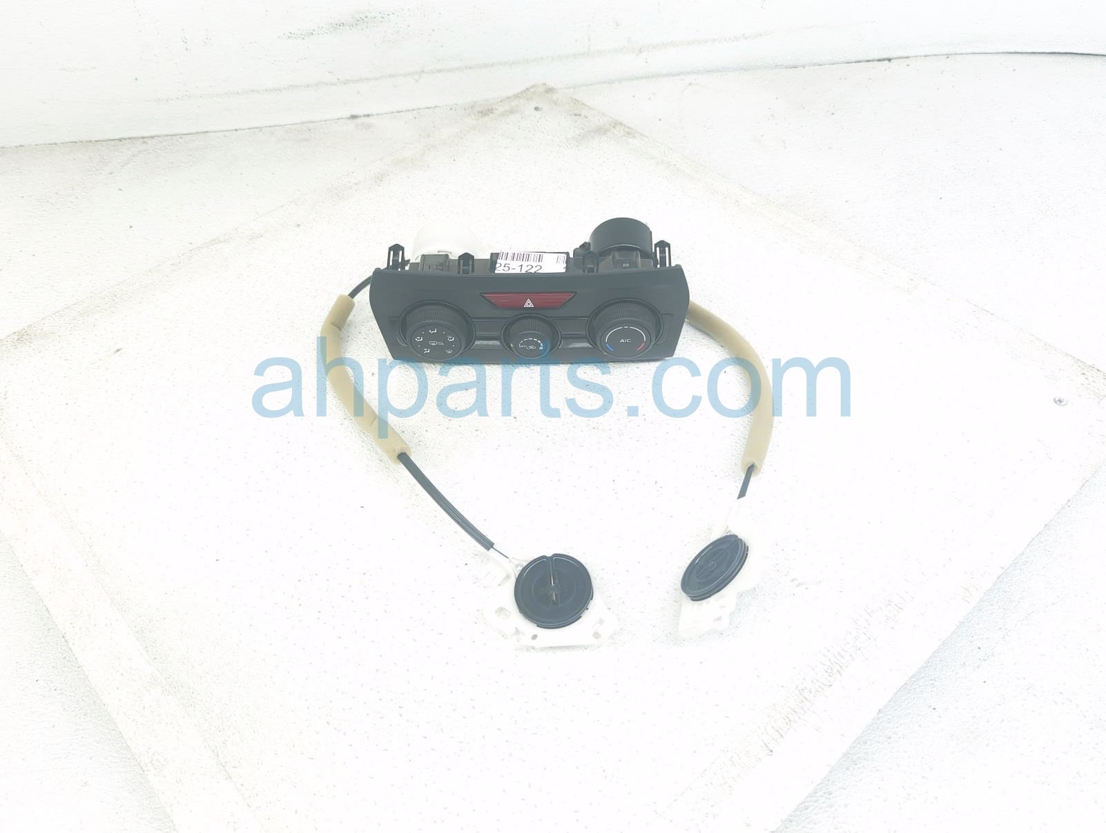 $60 Subaru MANUAL A/C CLIMATE CONTROL $60 Subaru MANUAL A/C CLIMATE CONTROL