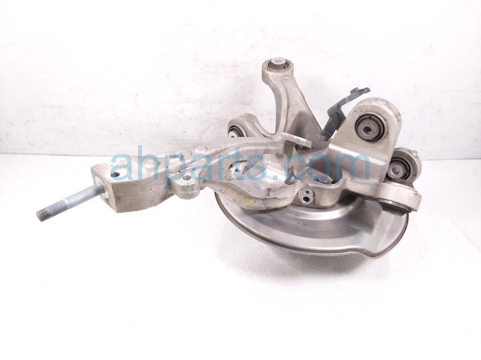 $99 Honda RR/RH SPINDLE KNUCKLE HUB $99 Honda RR/RH SPINDLE KNUCKLE HUB