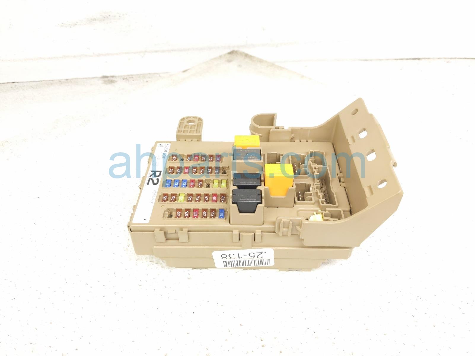 $125 Subaru LH CABIN FUSE / JUNCTION BOX $125 Subaru LH CABIN FUSE / JUNCTION BOX